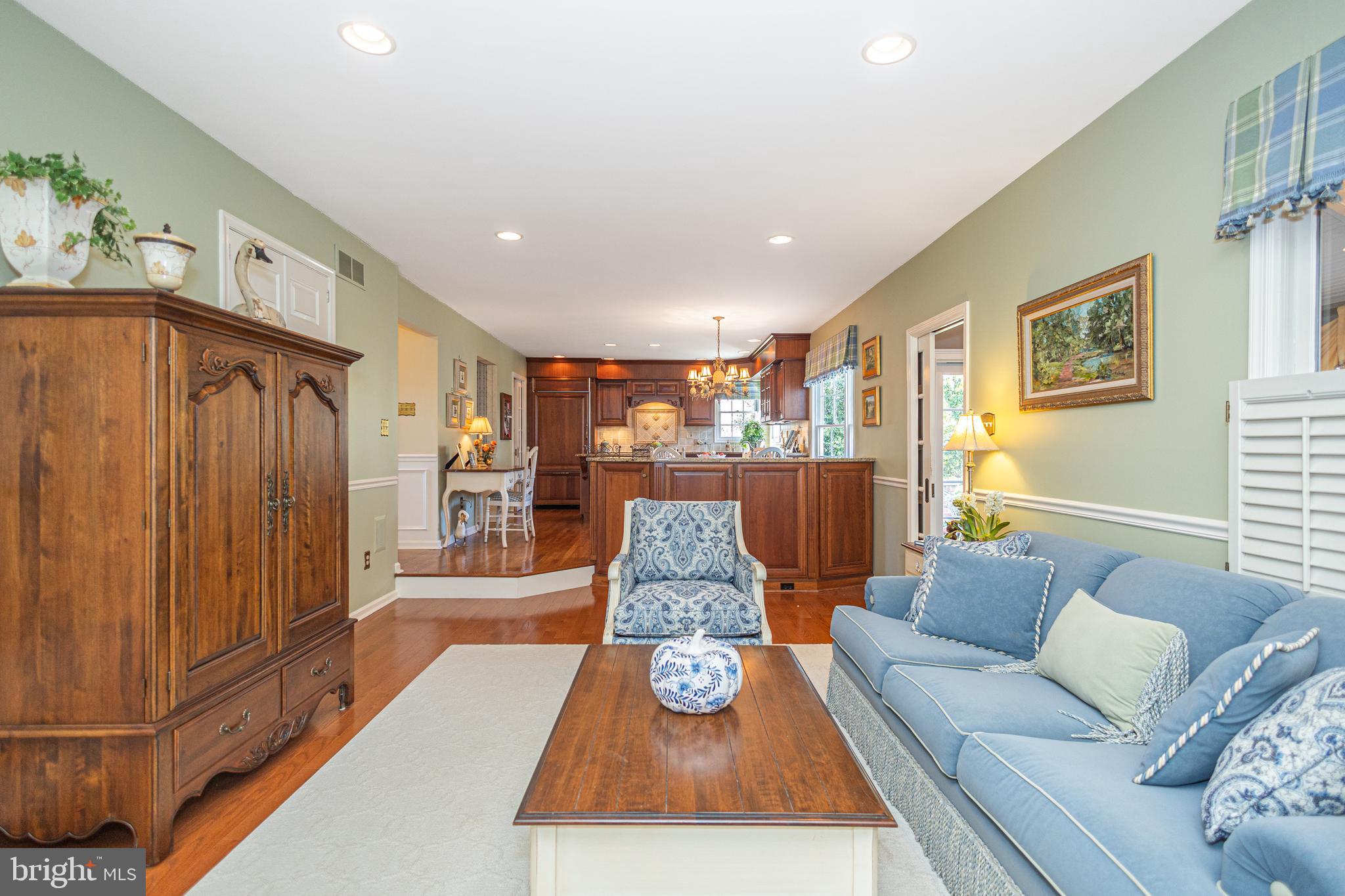 RIVERGATE - Residential