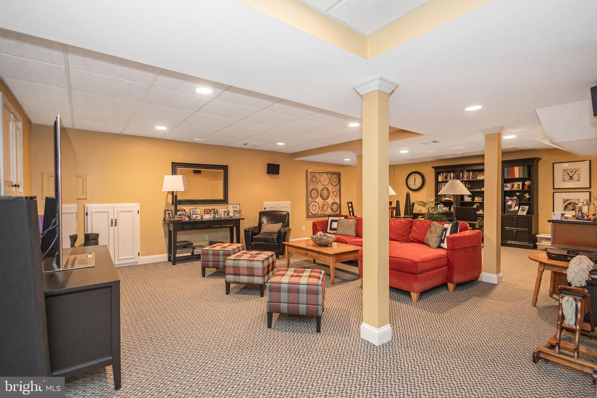 RIVERGATE - Residential