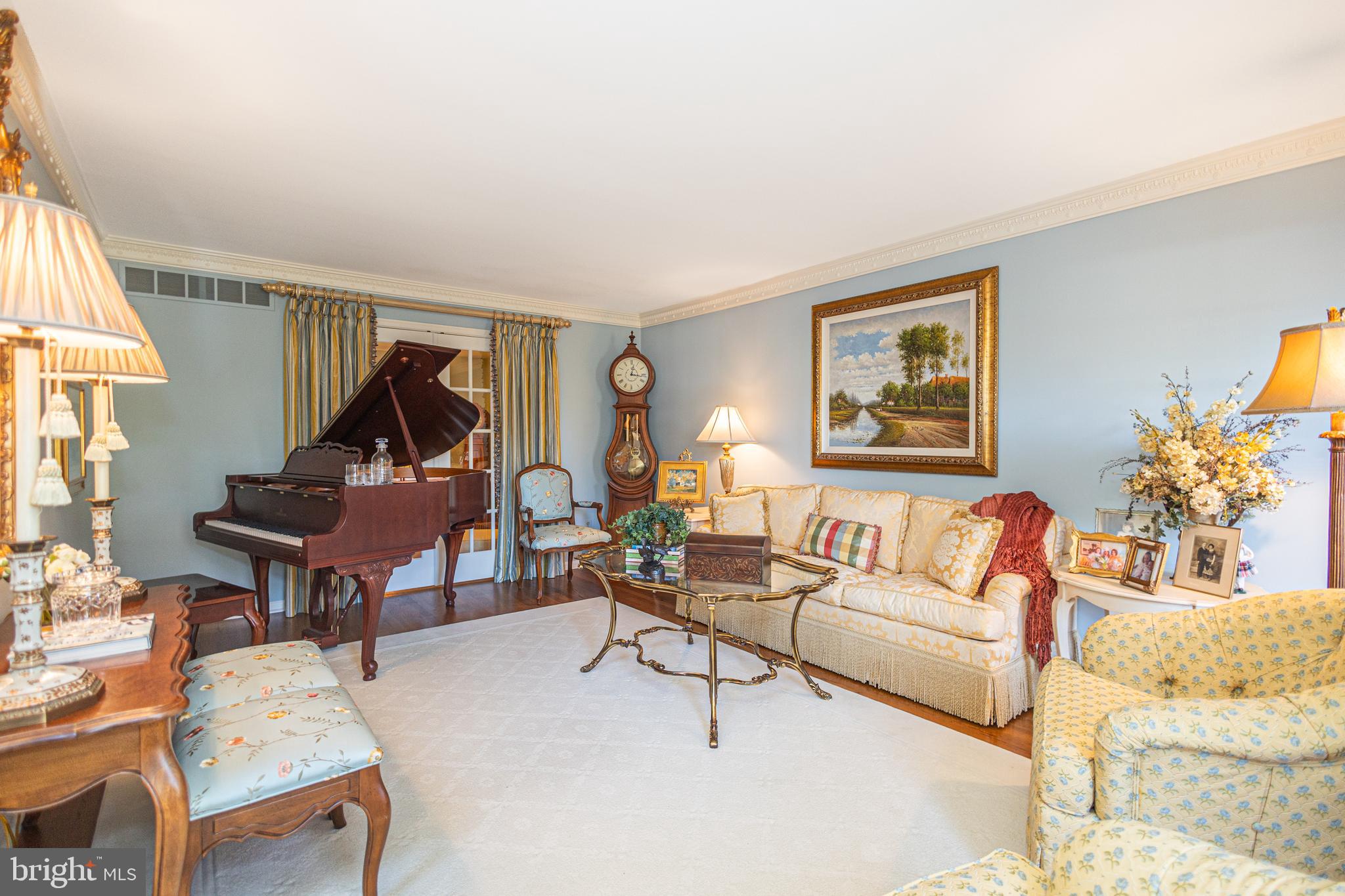 RIVERGATE - Residential