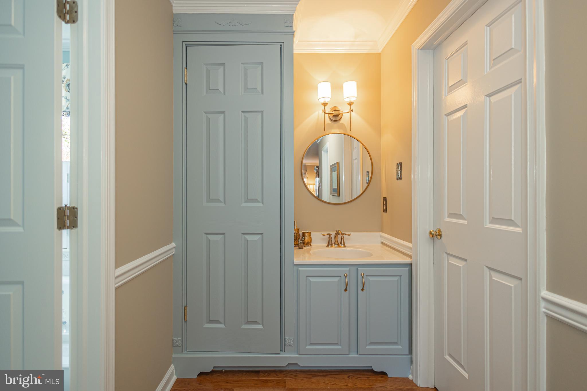 RIVERGATE - Residential