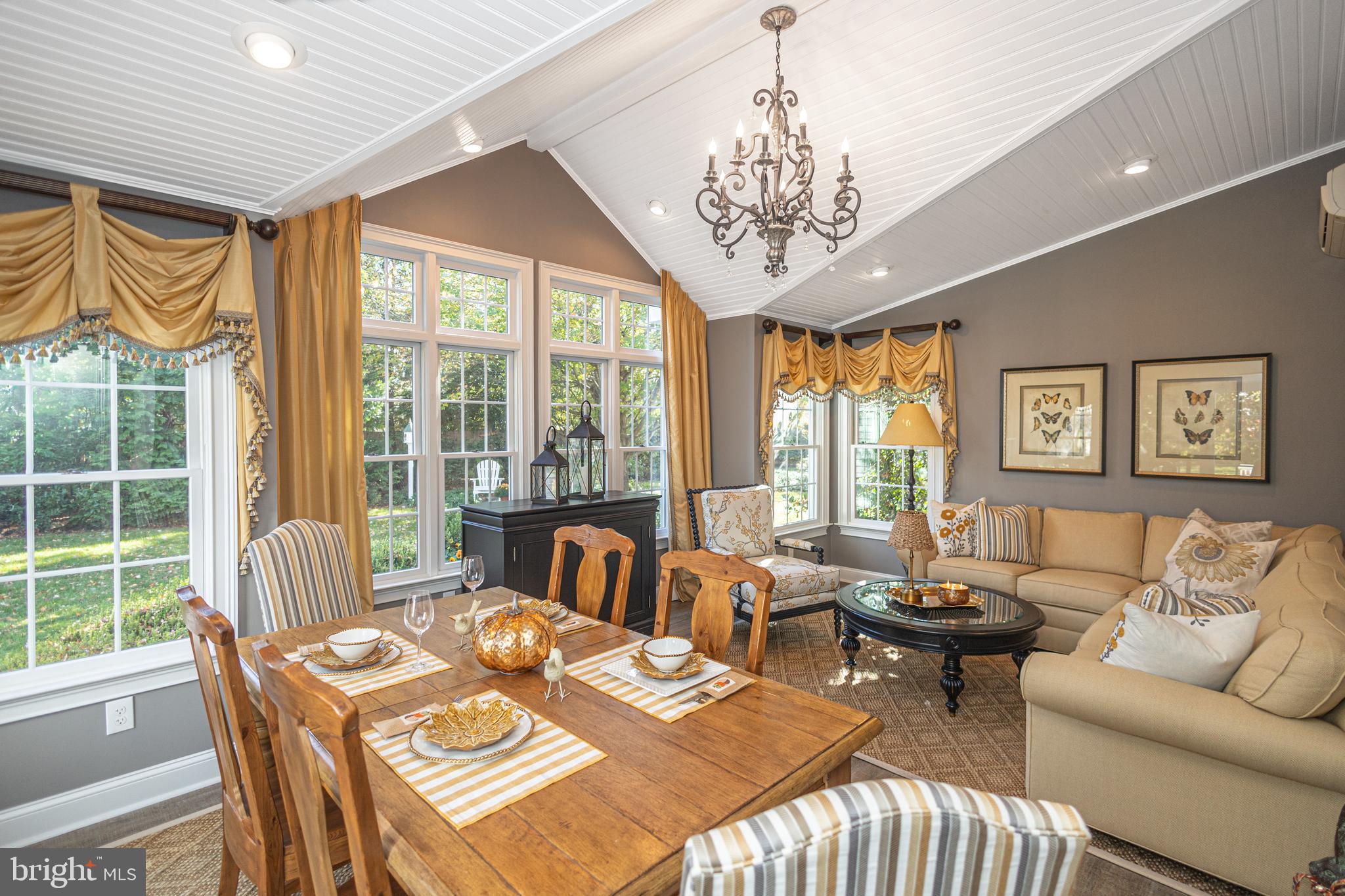 RIVERGATE - Residential