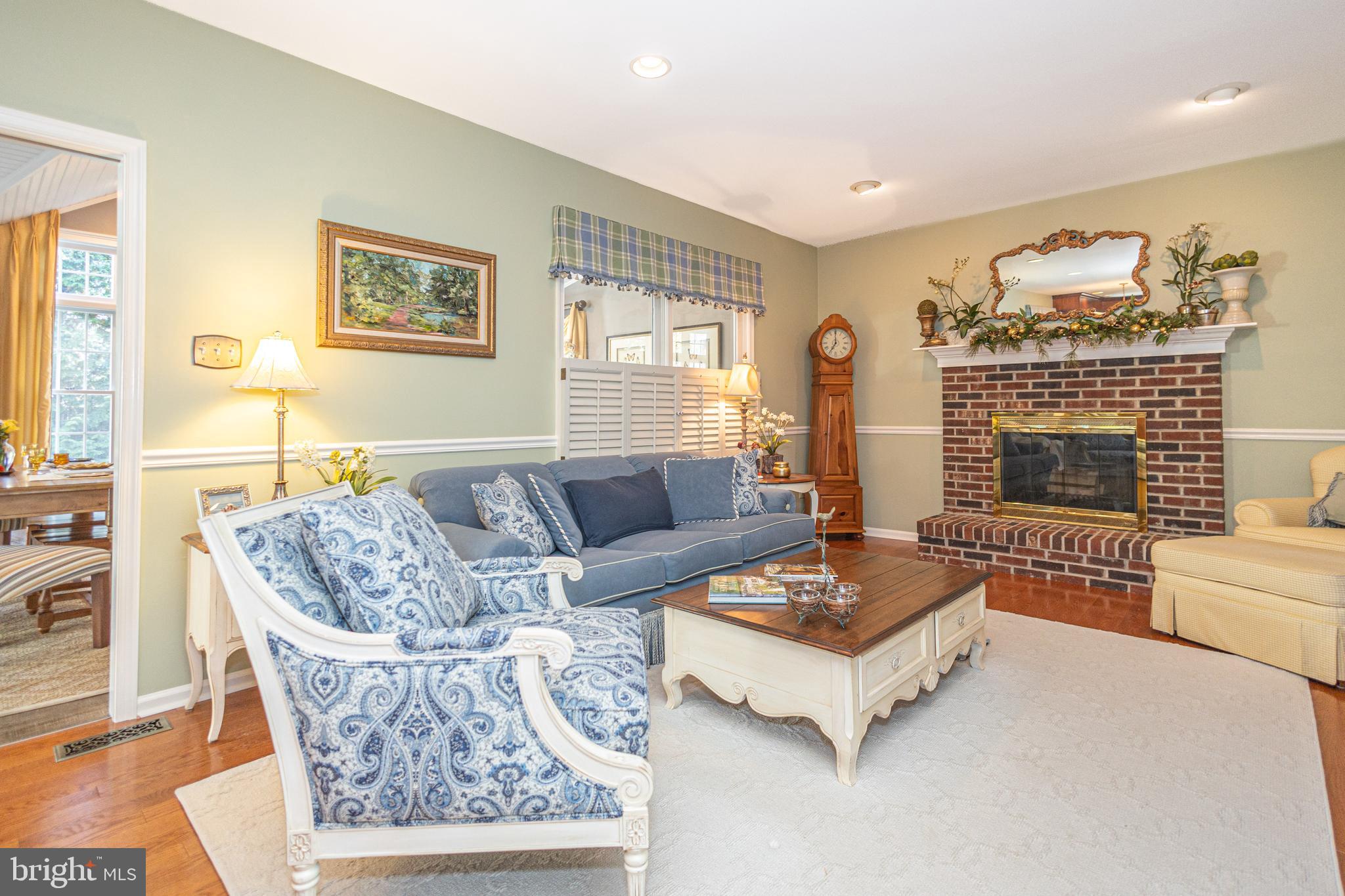 RIVERGATE - Residential