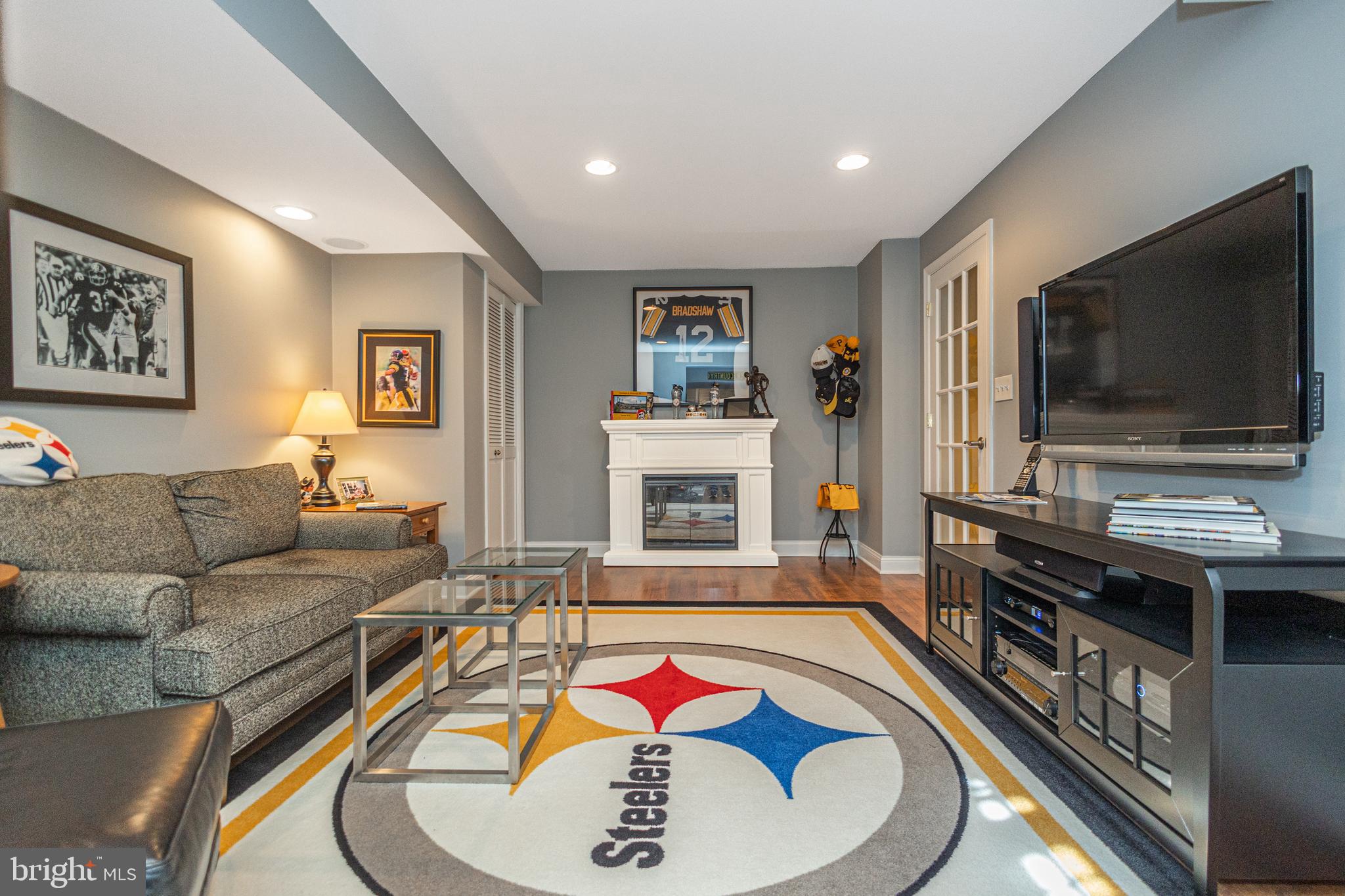 RIVERGATE - Residential