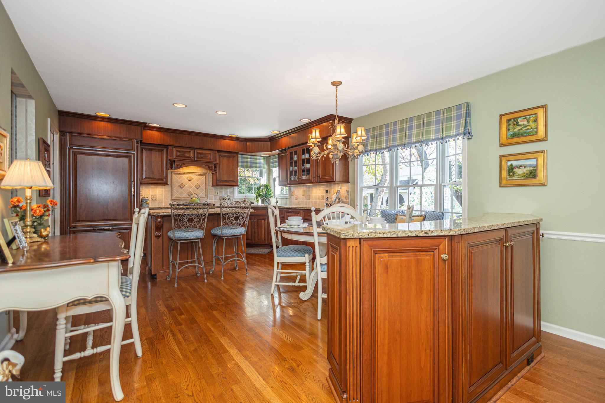 RIVERGATE - Residential