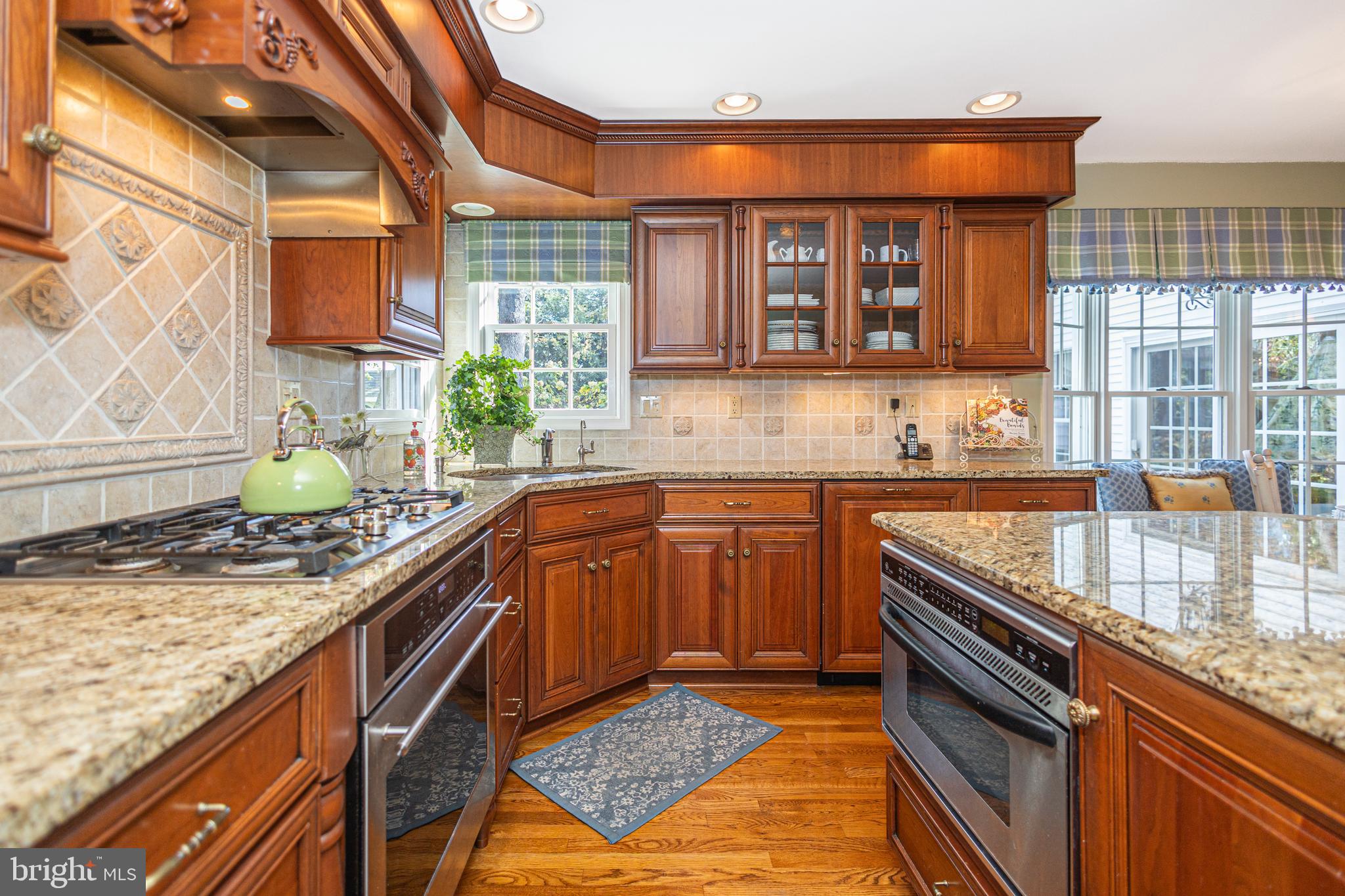 RIVERGATE - Residential