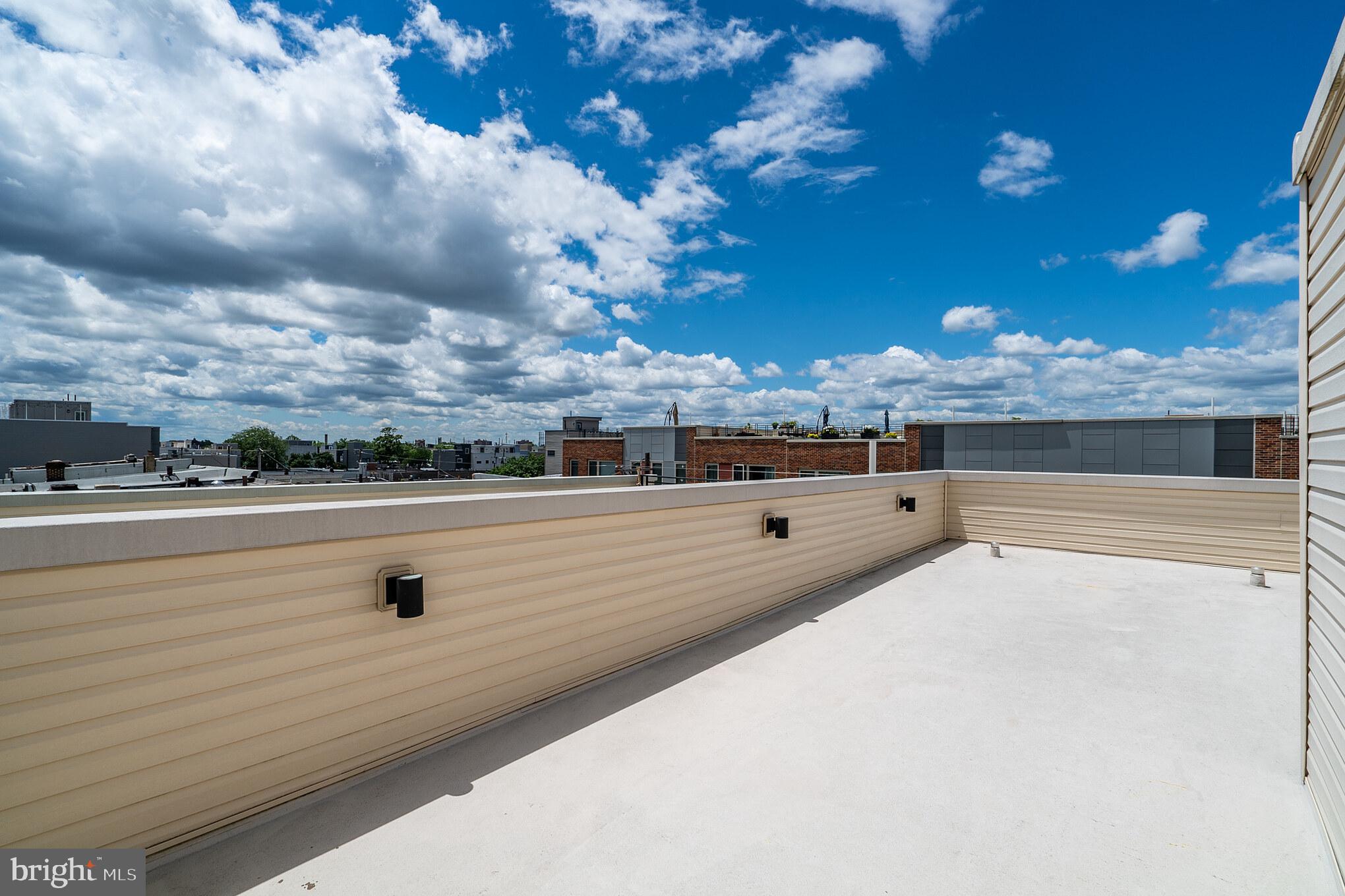 POINT BREEZE - Residential