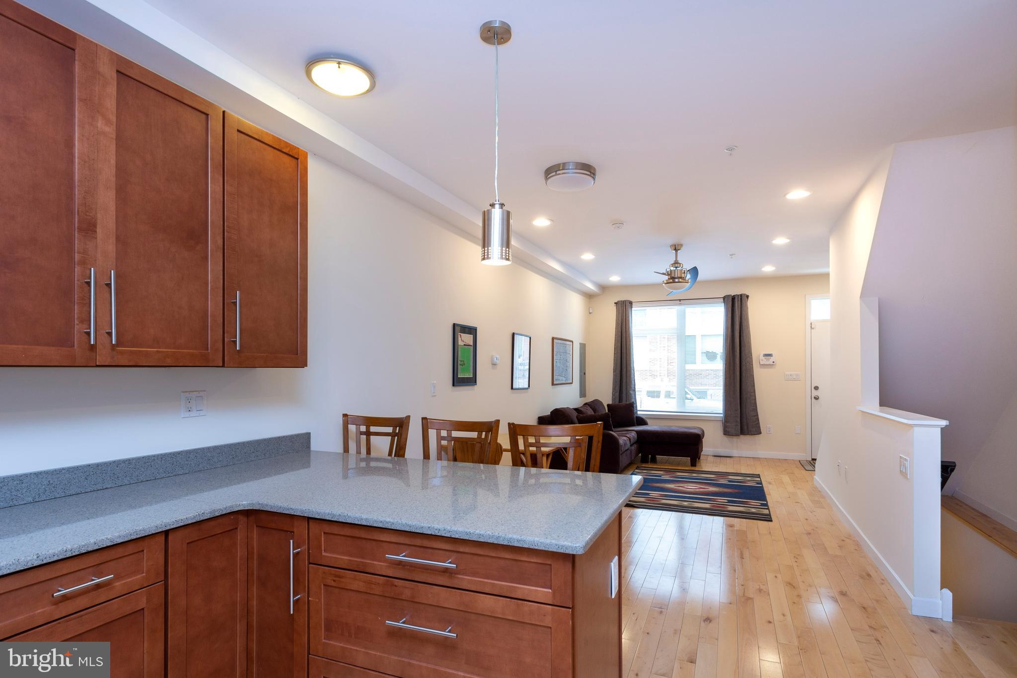 POINT BREEZE - Residential