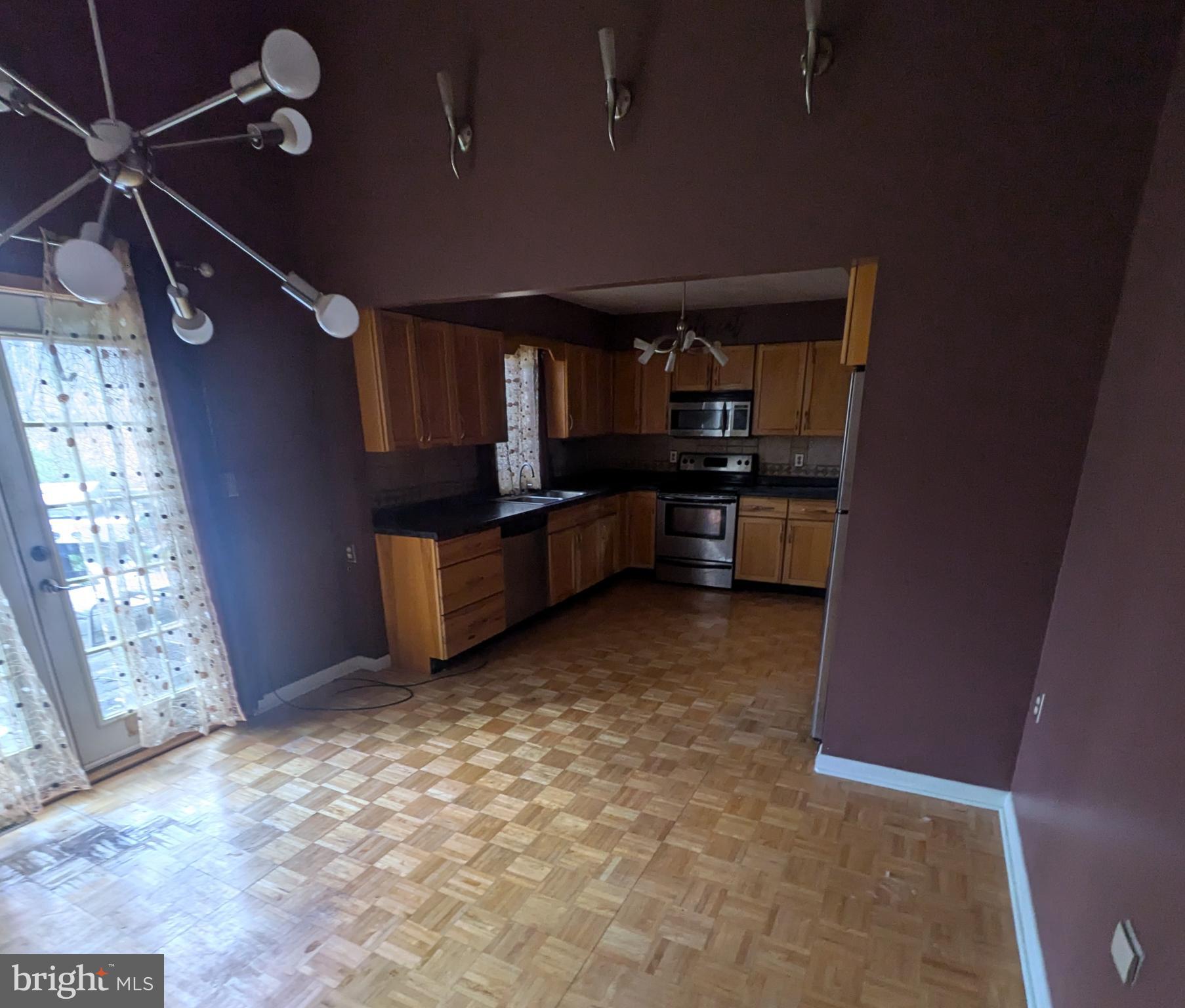 SUNSET VIEW - Residential