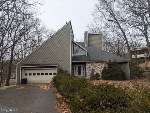 Photo of 933 Growden Terrace, CUMBERLAND, MD 21502 (MLS # MDAL2013790)