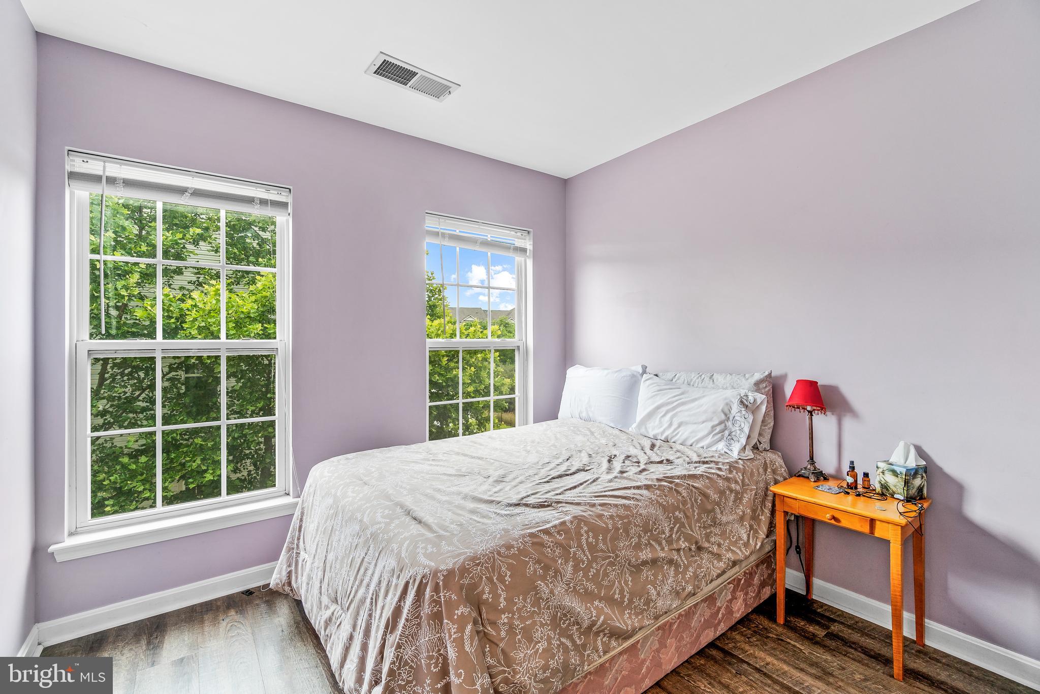 ASHBURN VILLAGE - Residential Lease