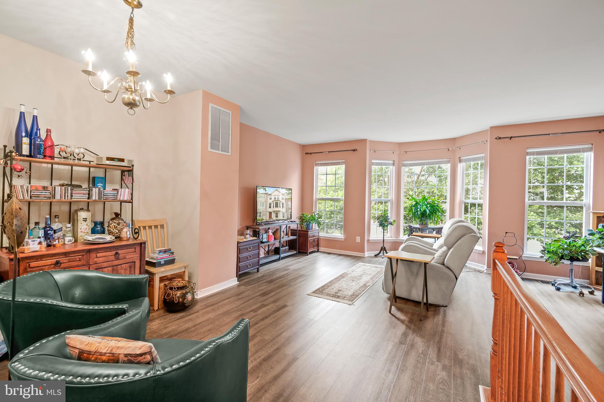 ASHBURN VILLAGE - Residential Lease