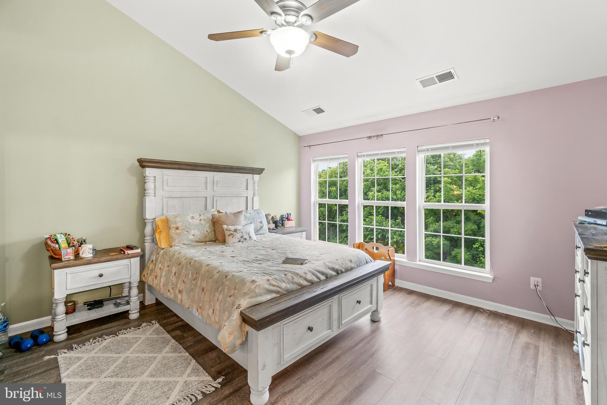 ASHBURN VILLAGE - Residential Lease