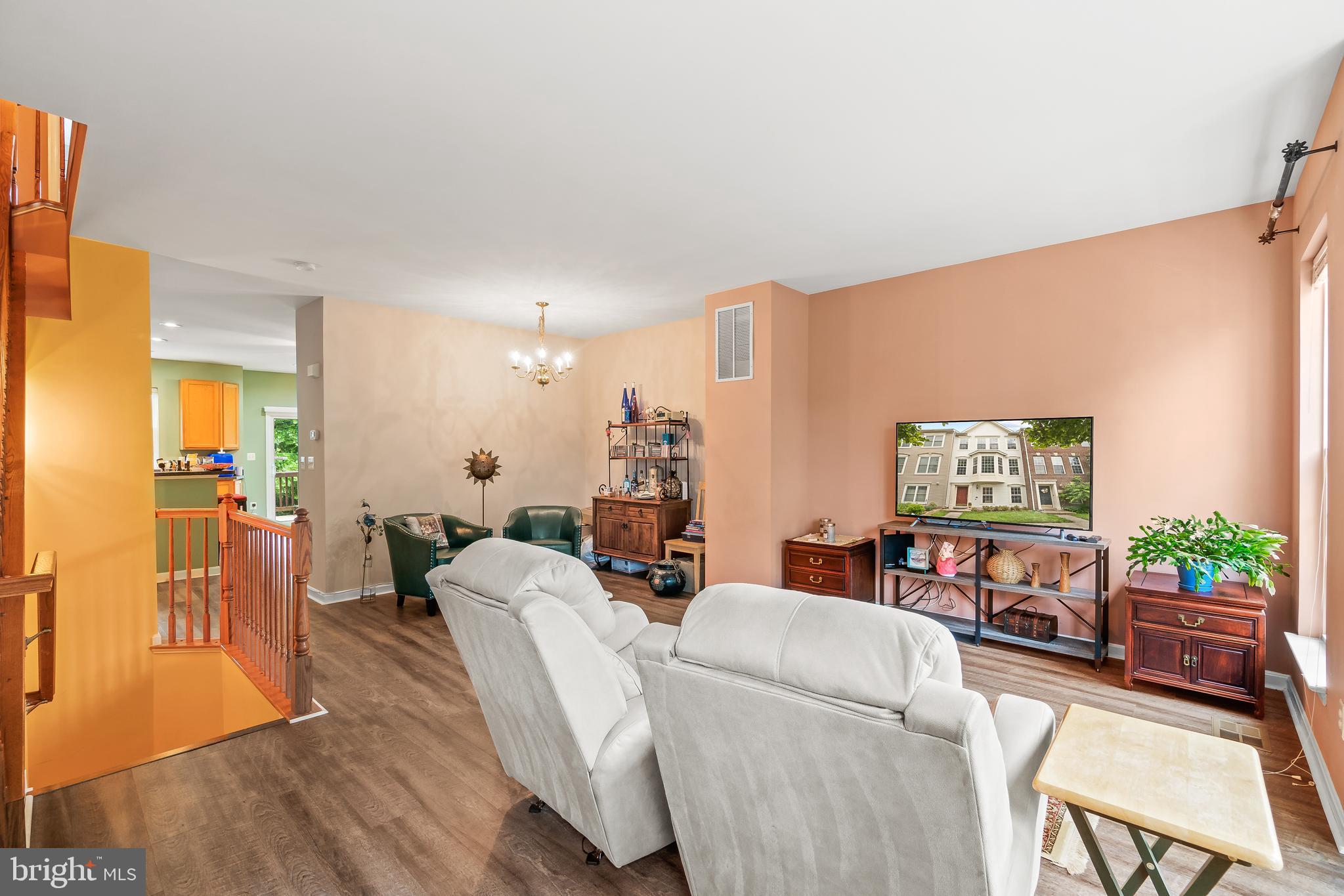 ASHBURN VILLAGE - Residential Lease