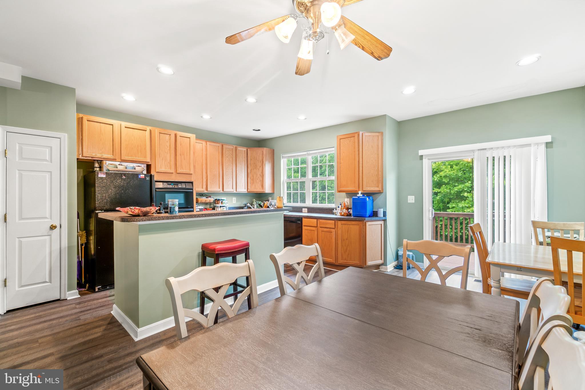 ASHBURN VILLAGE - Residential Lease