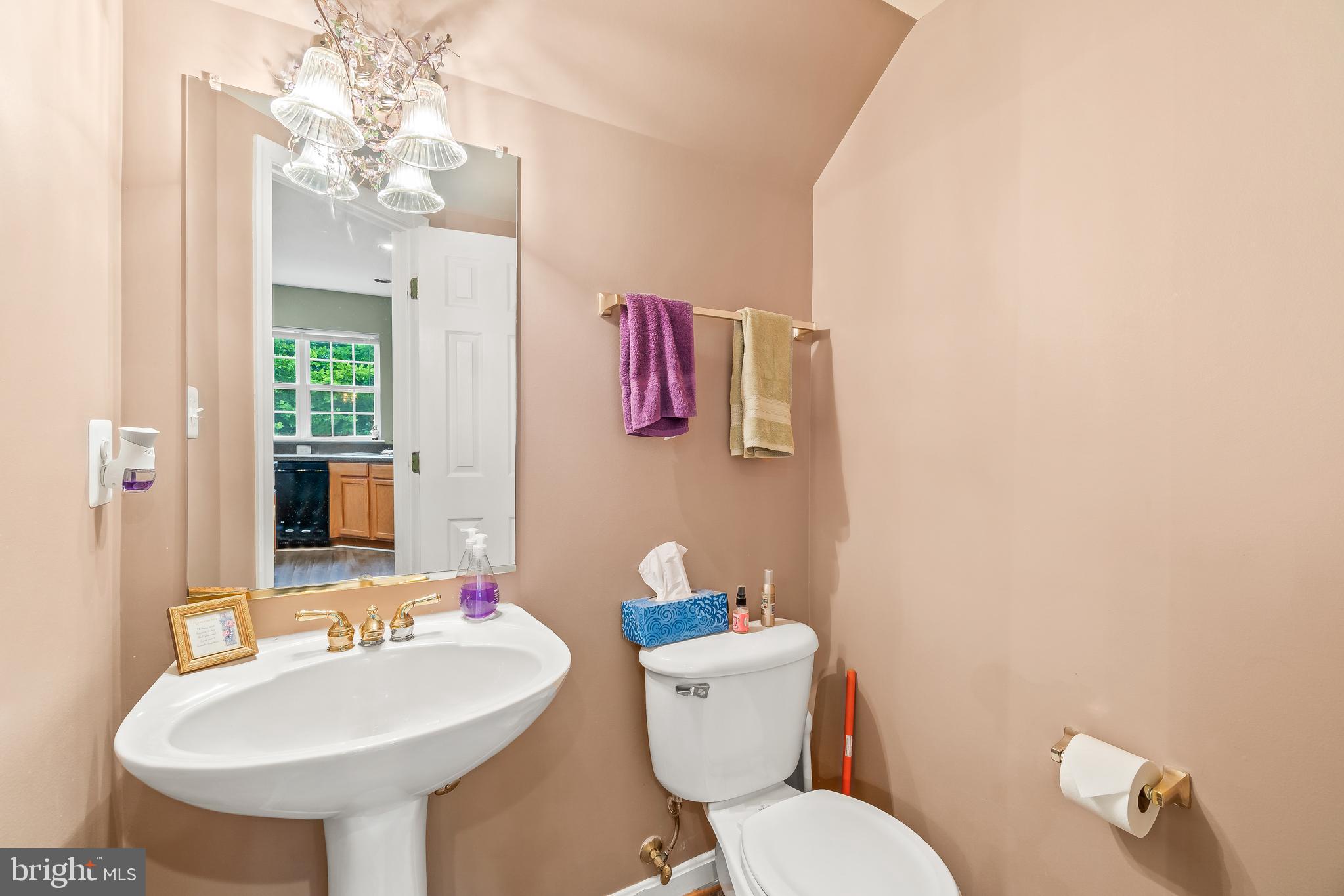 ASHBURN VILLAGE - Residential Lease