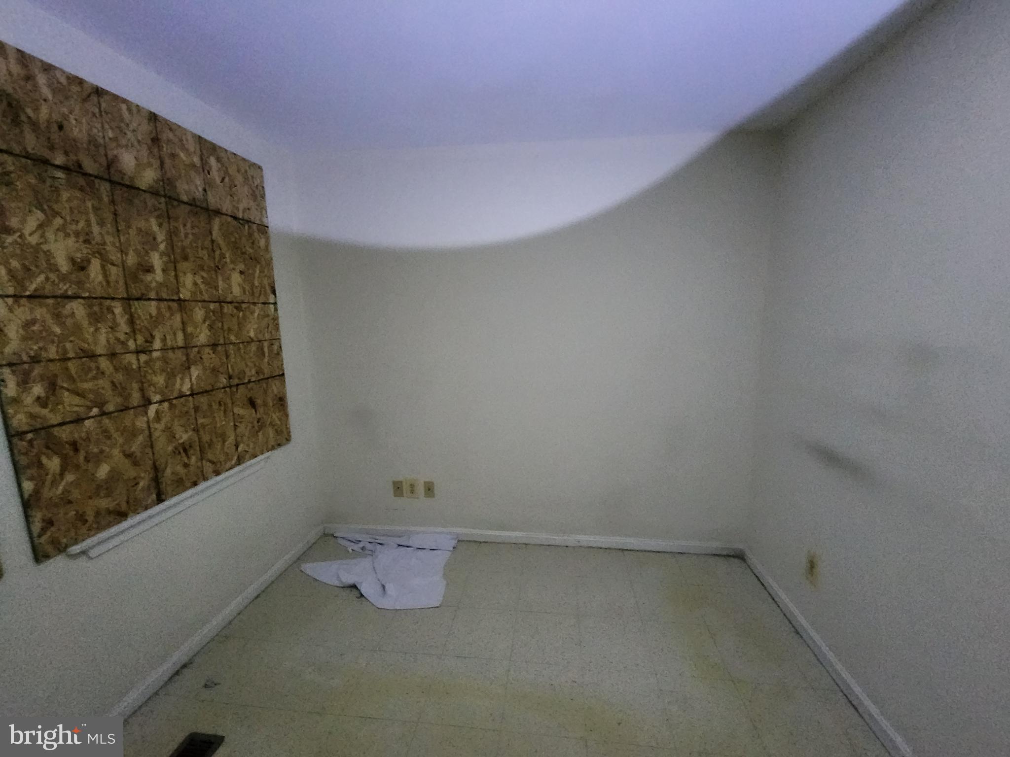 SANDTOWN-WINCHESTER - Residential