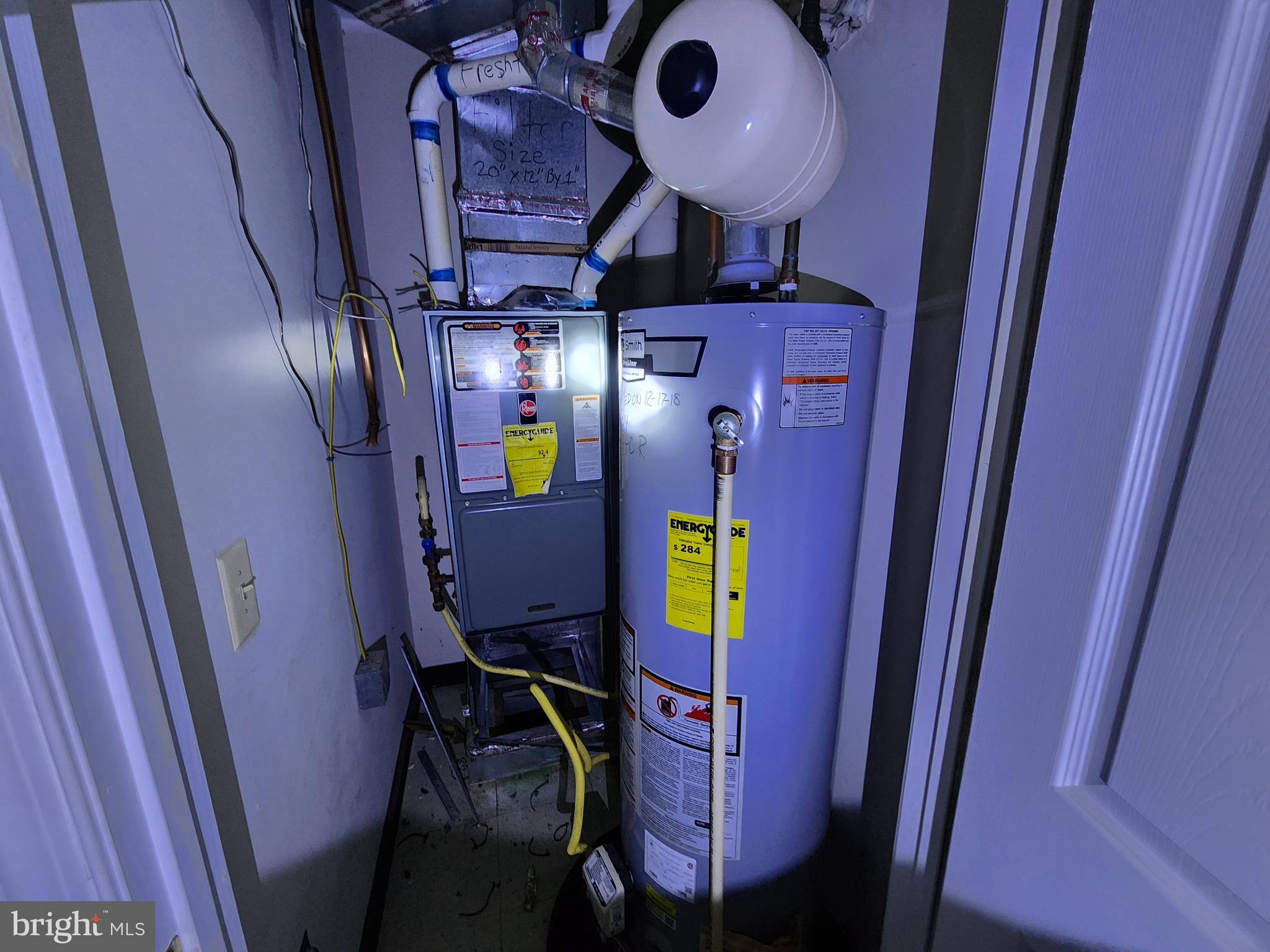 SANDTOWN-WINCHESTER - Residential