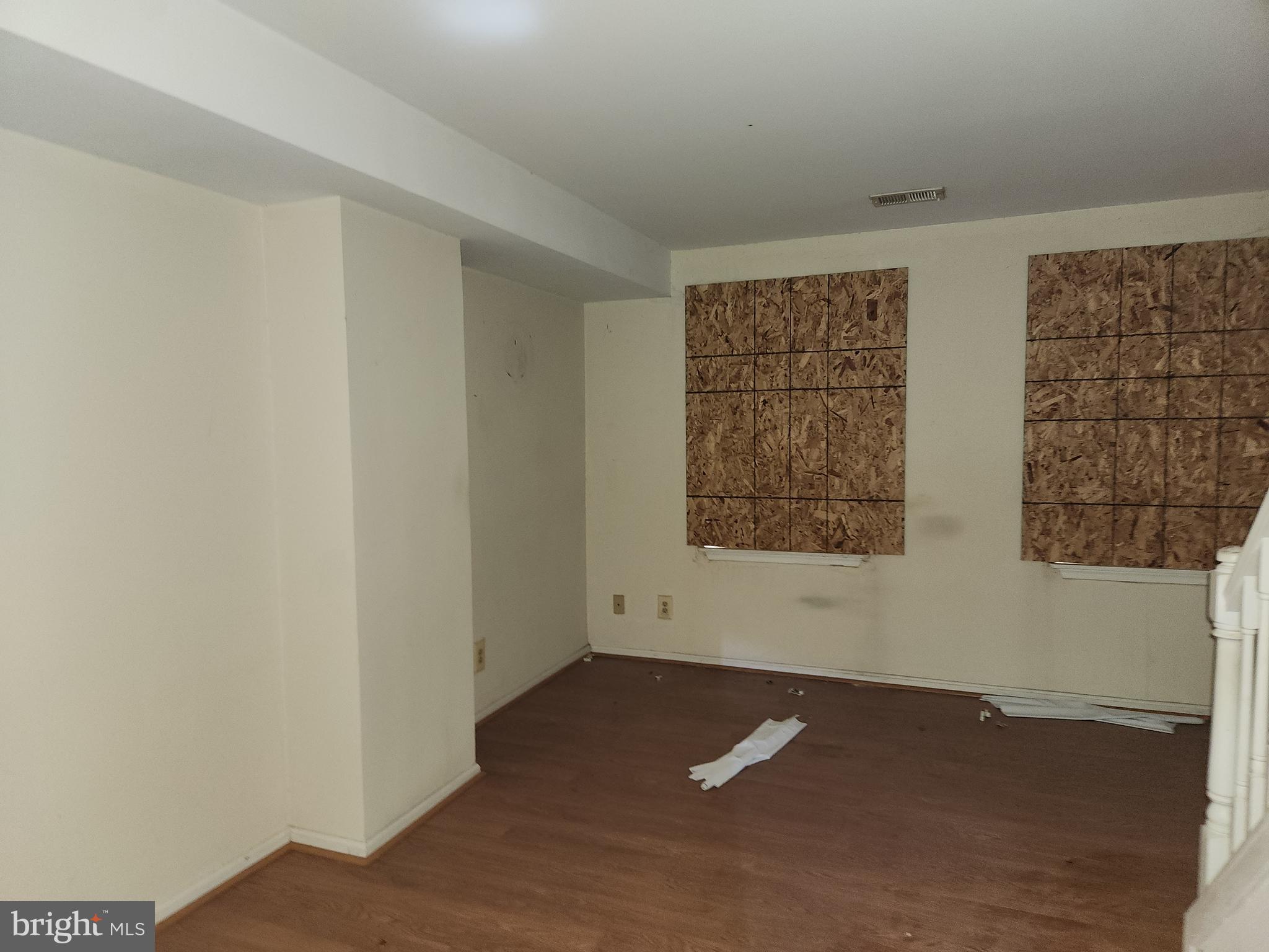 SANDTOWN-WINCHESTER - Residential