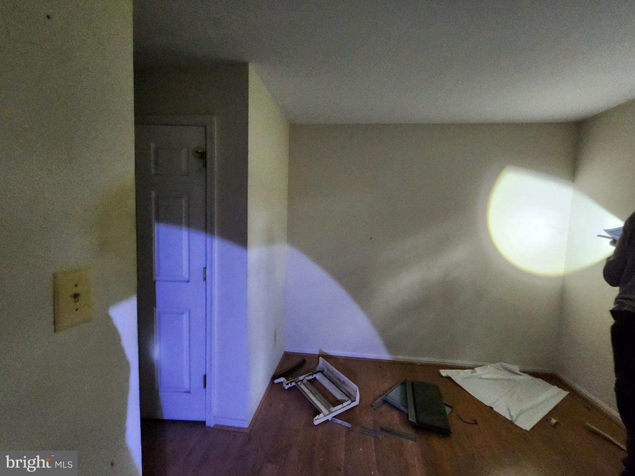 SANDTOWN-WINCHESTER - Residential