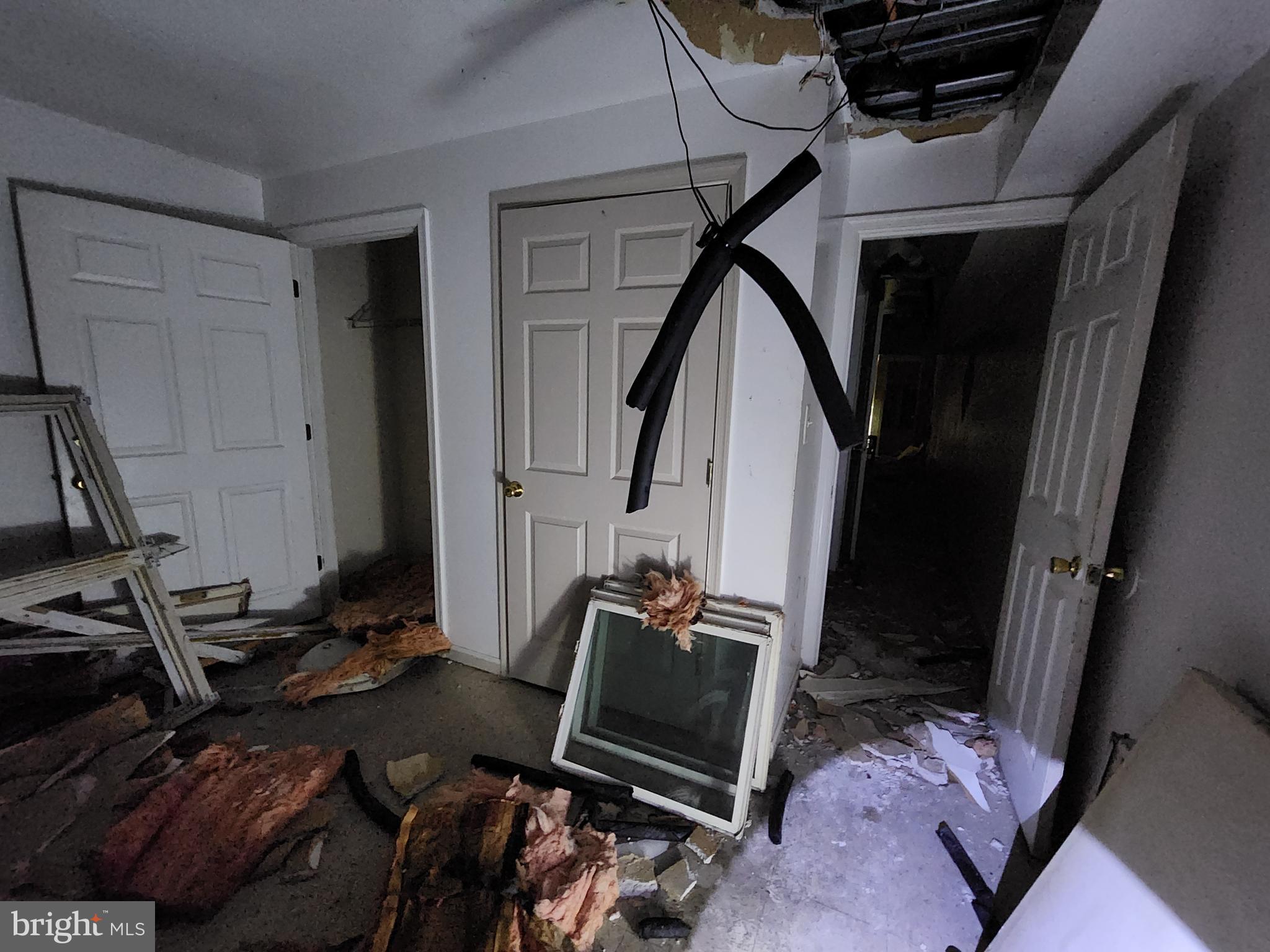 SANDTOWN-WINCHESTER - Residential