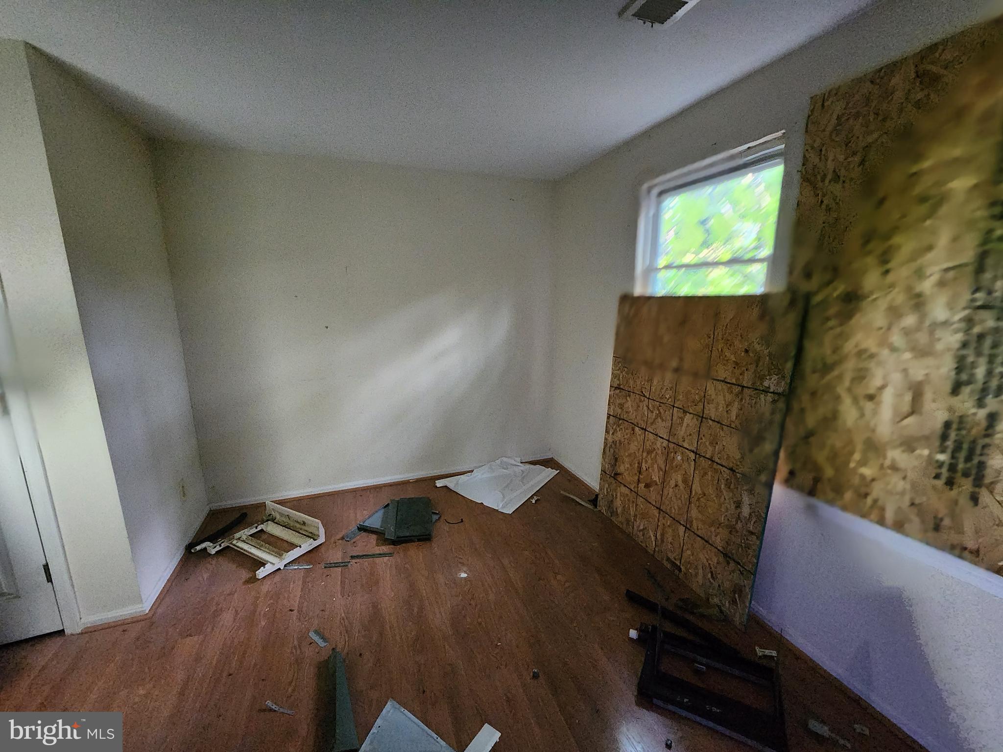 SANDTOWN-WINCHESTER - Residential