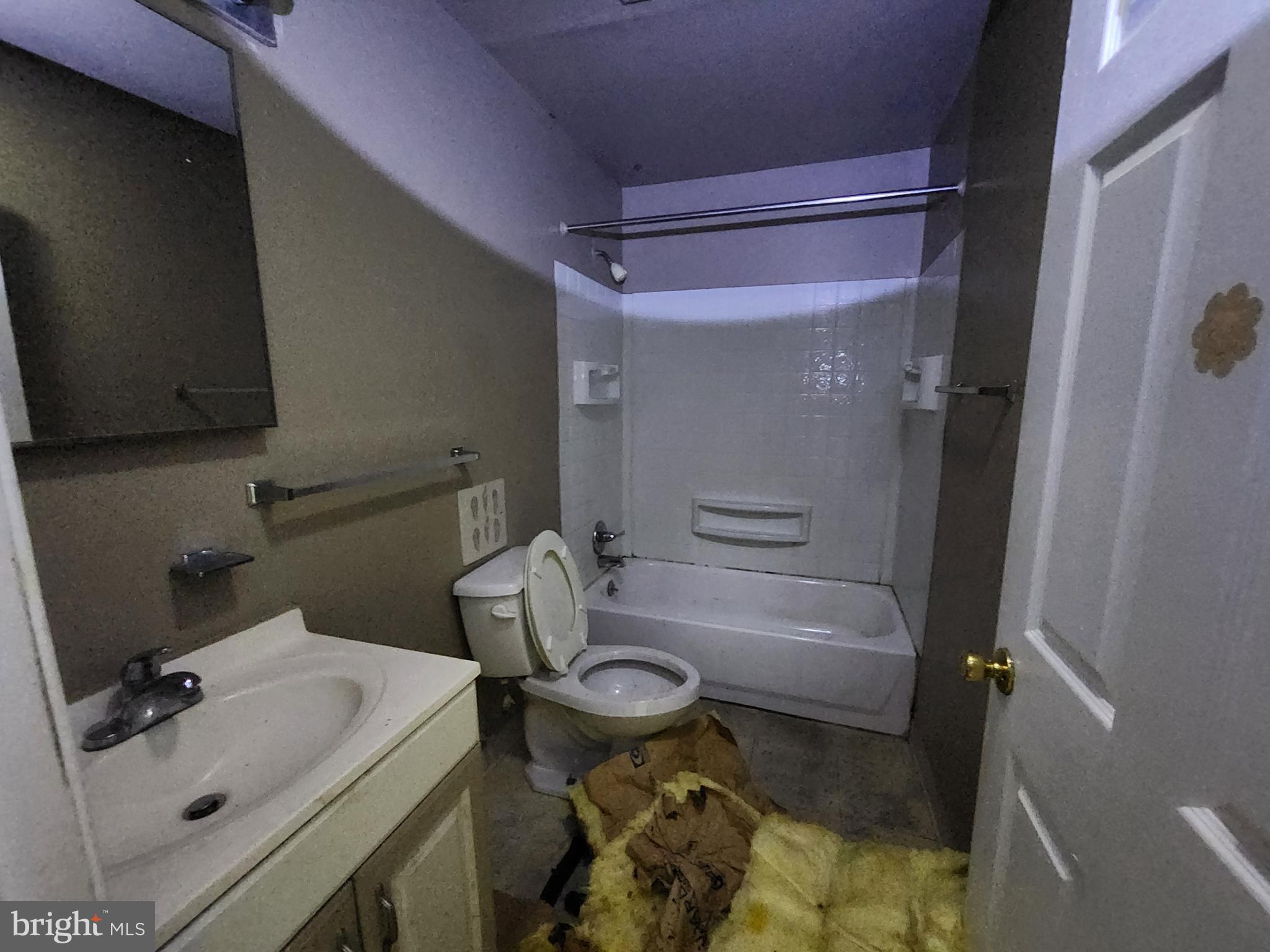 913 N CALHOUN STREET