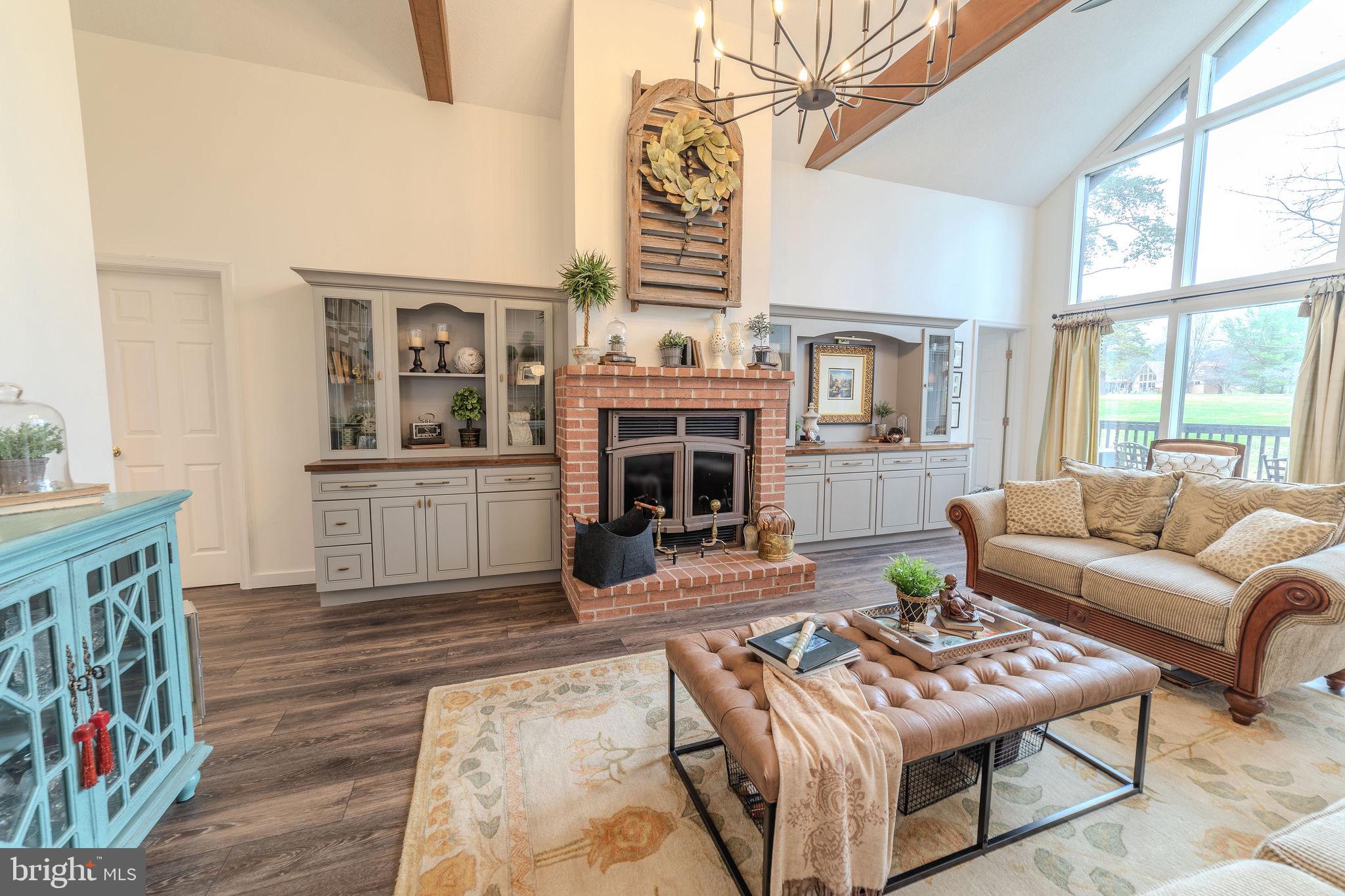 THE WOODS - Residential