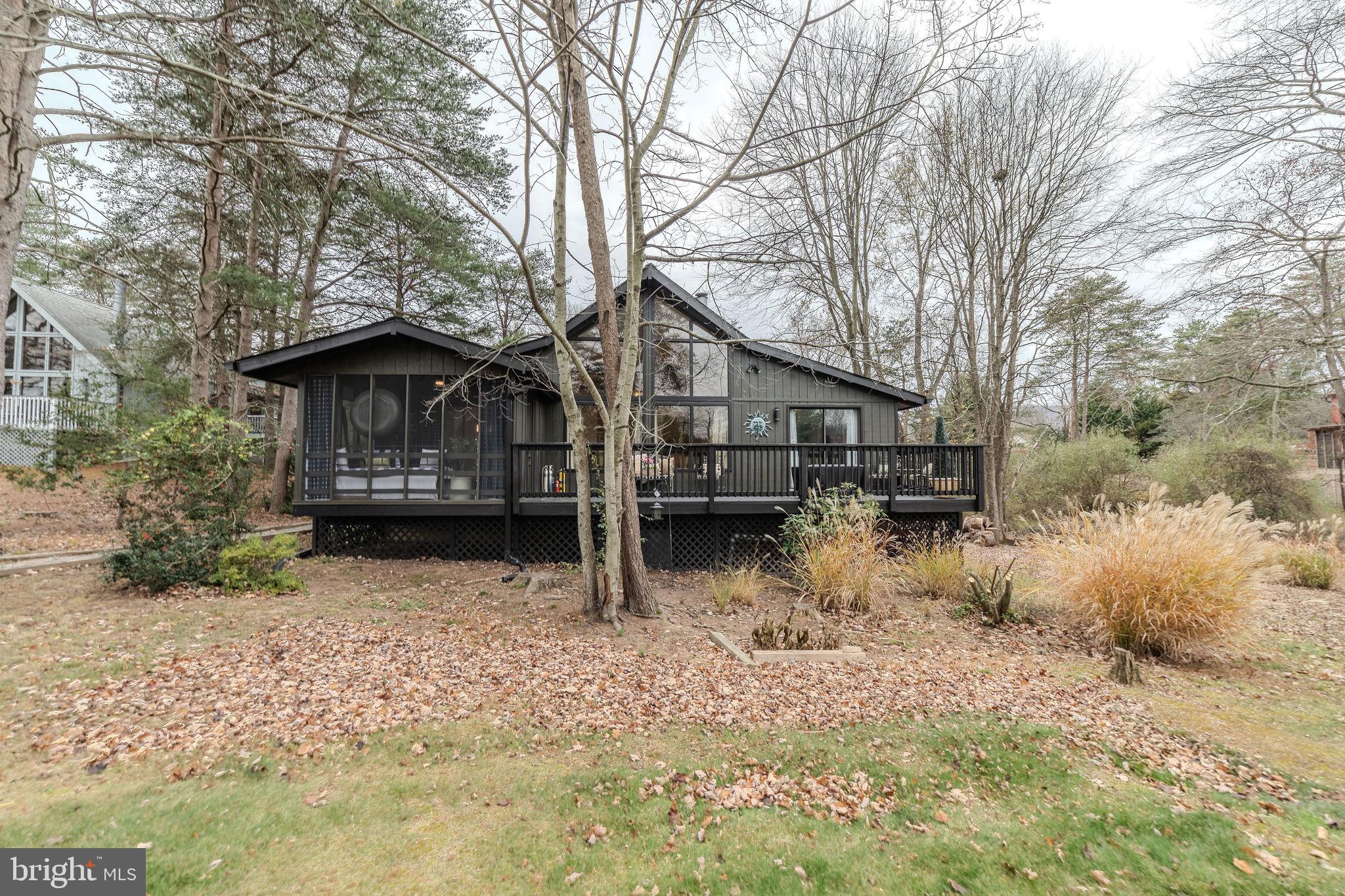 THE WOODS - Residential