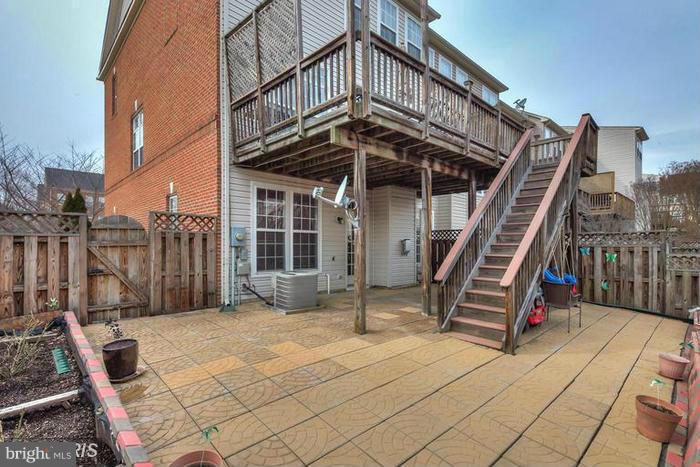 BROADLANDS SOUTH - Residential