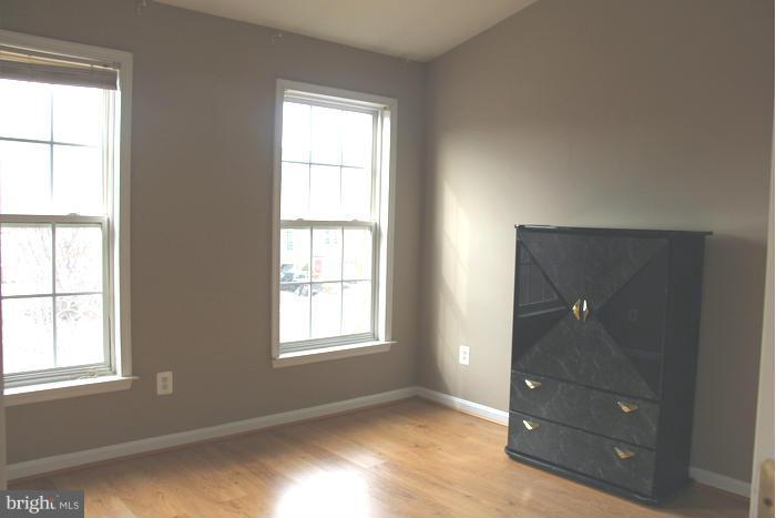 BROADLANDS SOUTH - Residential