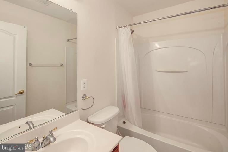 BROADLANDS SOUTH - Residential