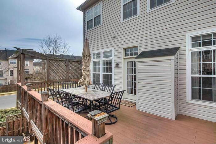 BROADLANDS SOUTH - Residential