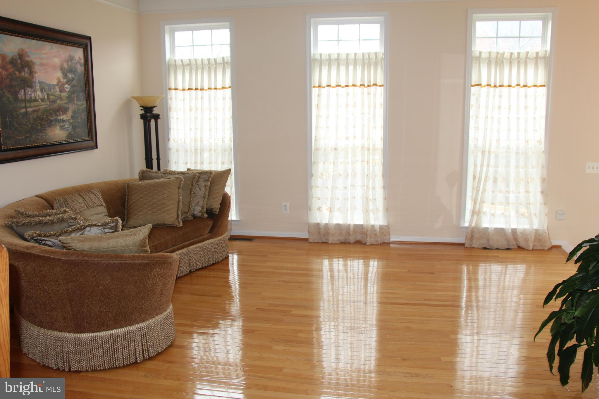 BROADLANDS SOUTH - Residential