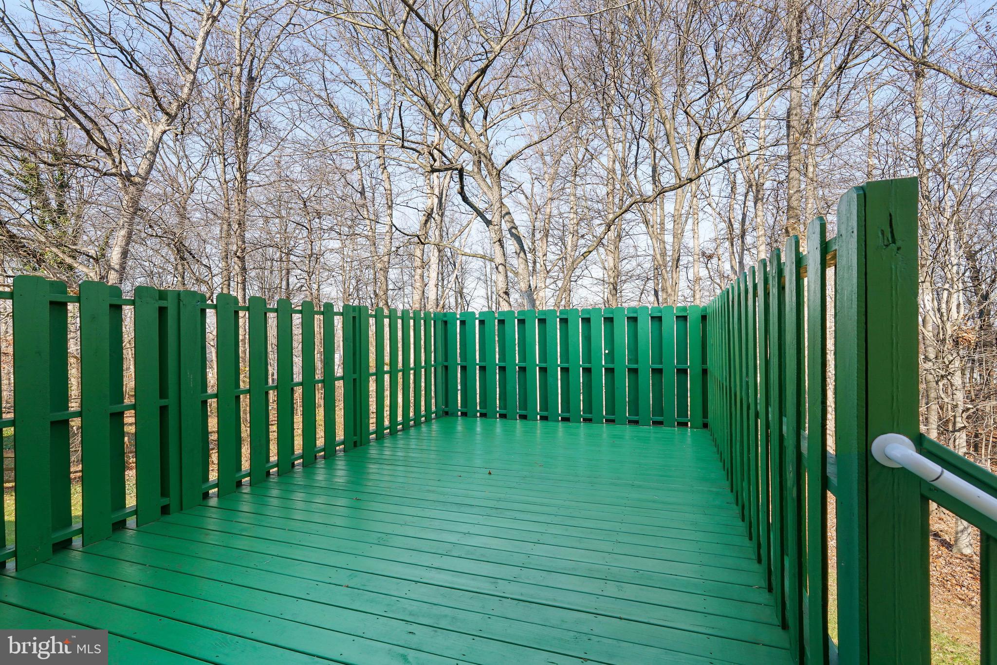 WASHINGTON WOODS - Residential