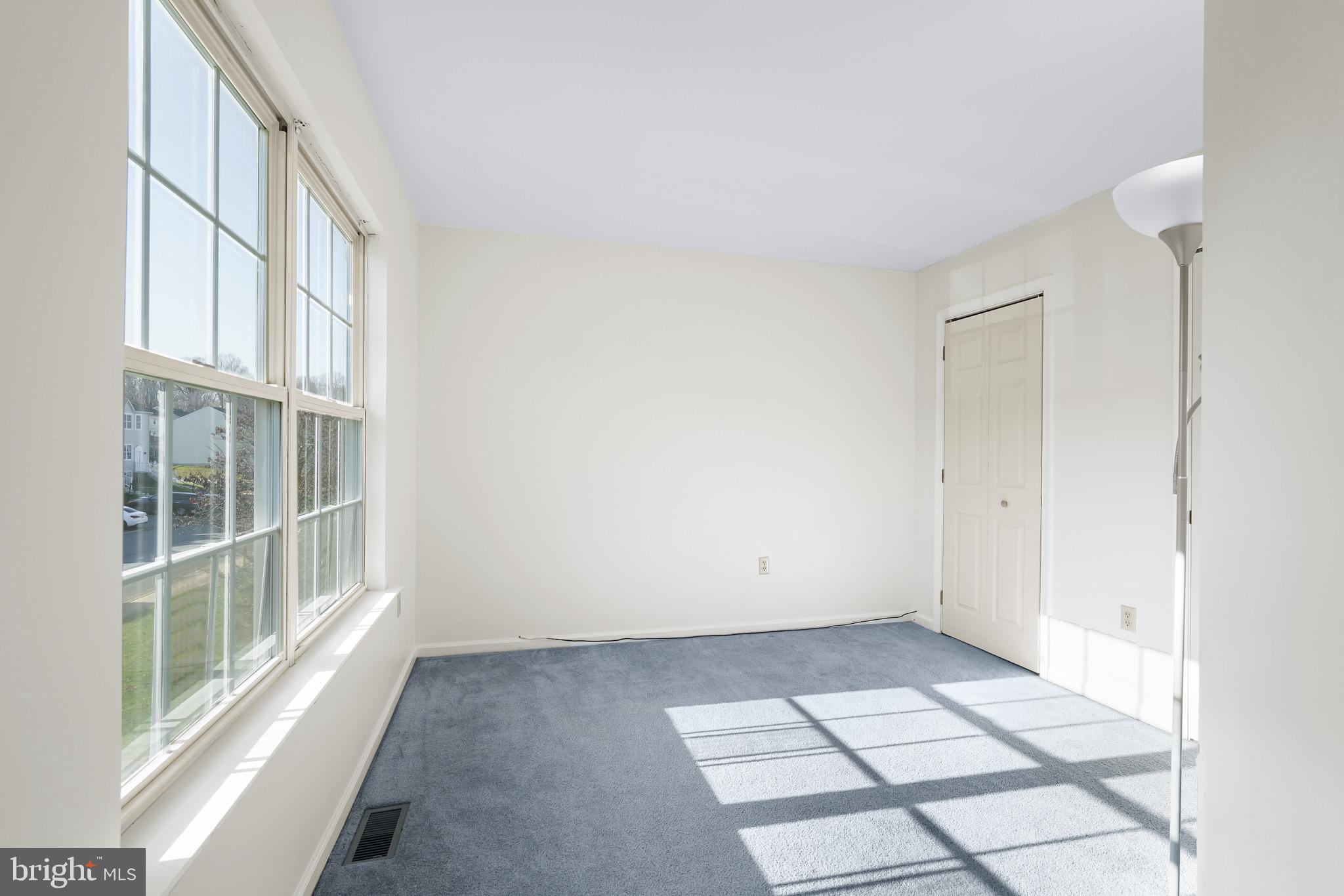 WASHINGTON WOODS - Residential