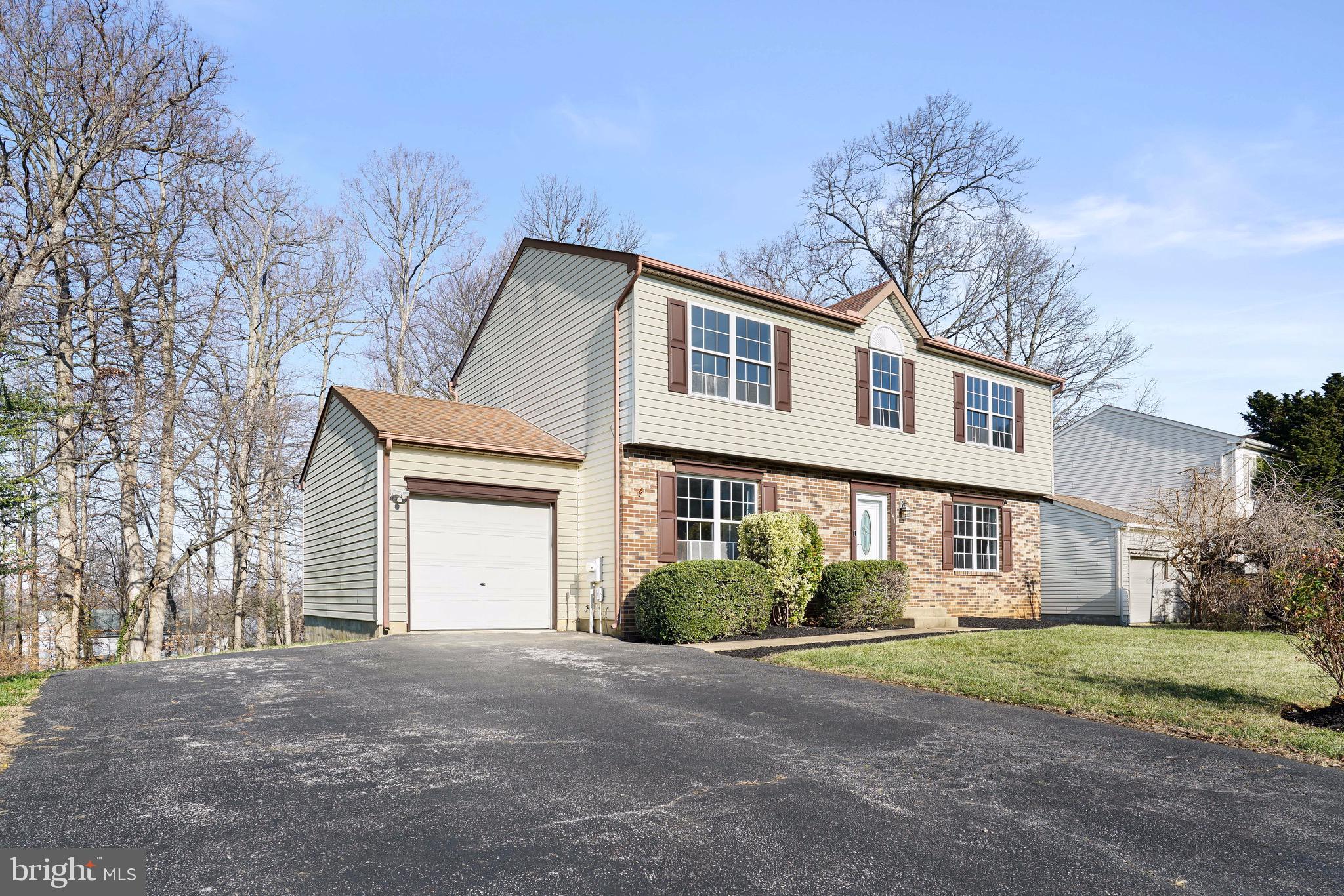 WASHINGTON WOODS - Residential