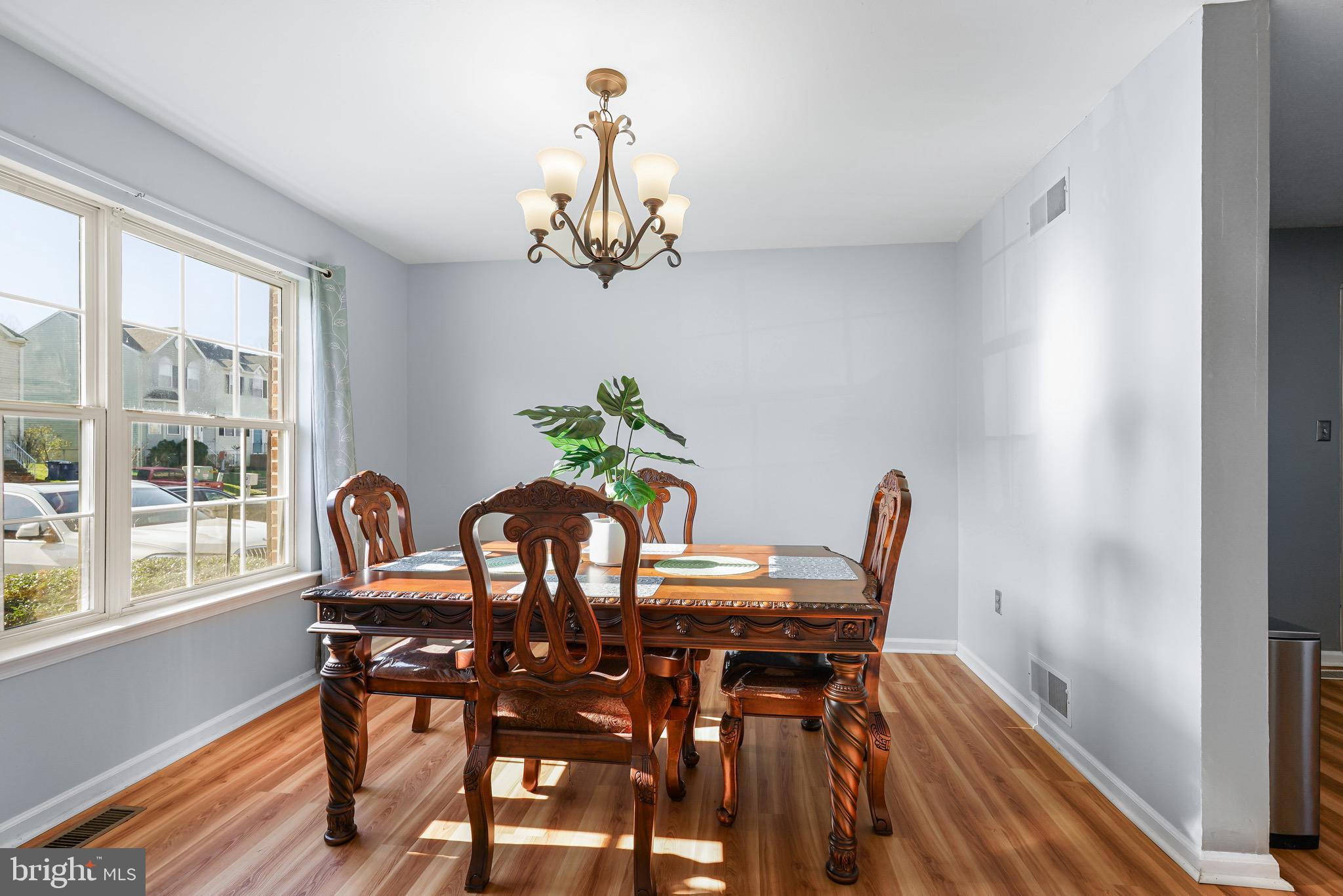 WASHINGTON WOODS - Residential