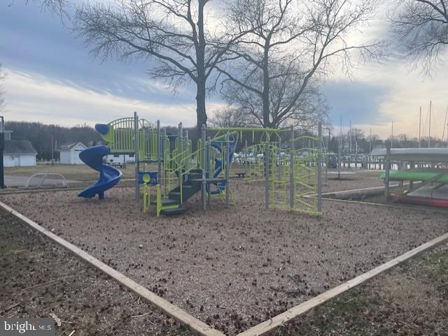 BAY RIDGE - Residential