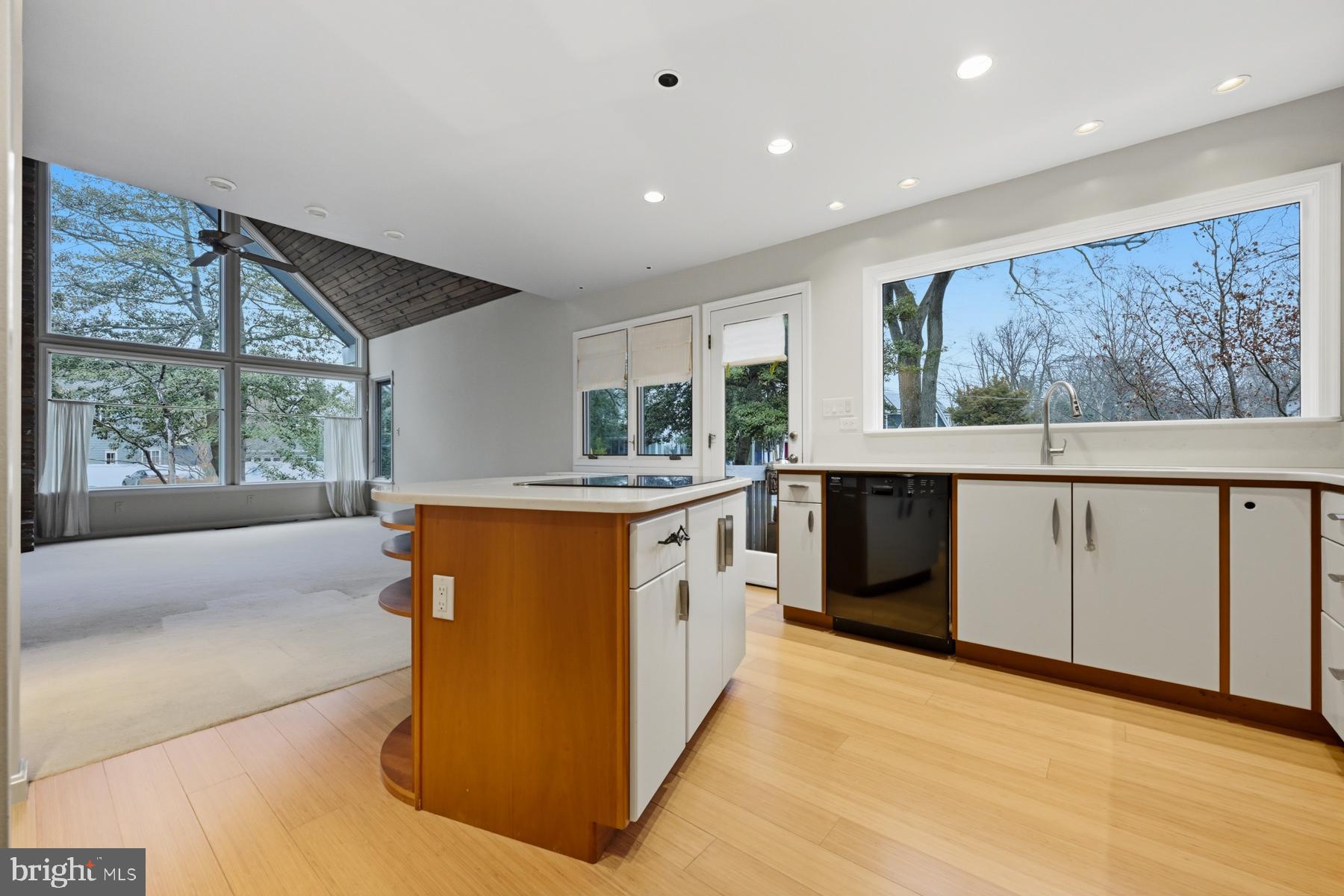 BAY RIDGE - Residential