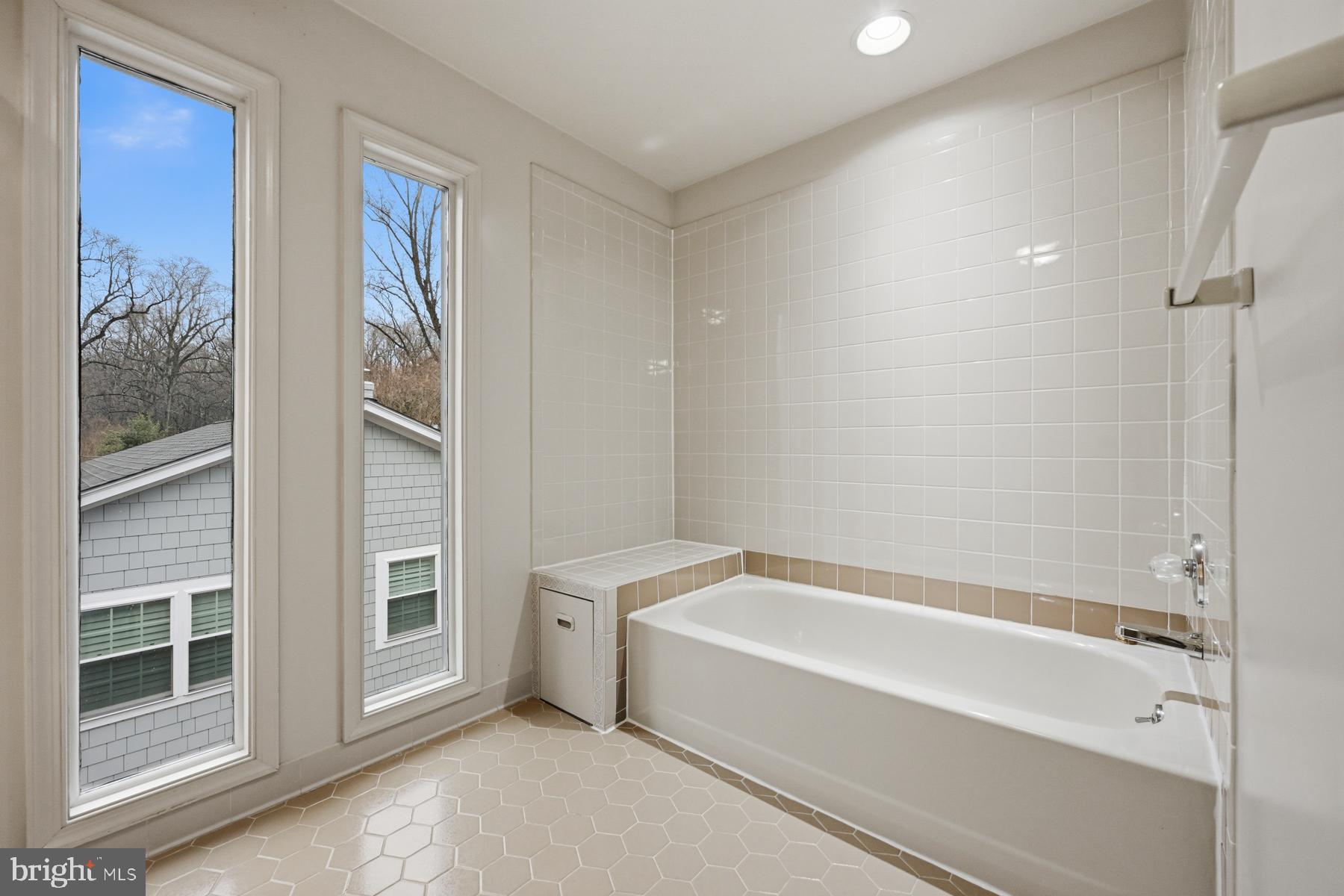 BAY RIDGE - Residential