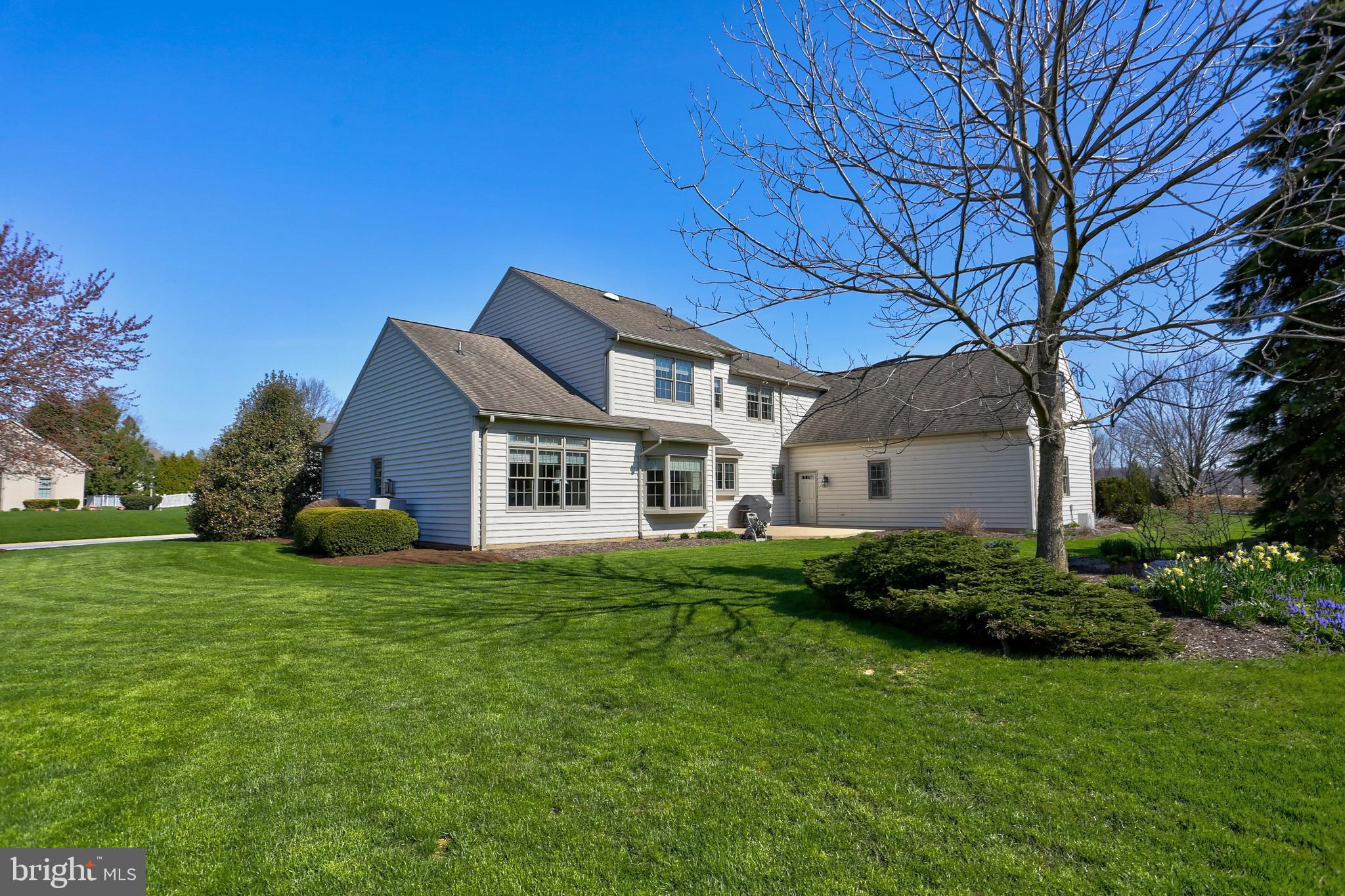 OLDE FIELD - Residential