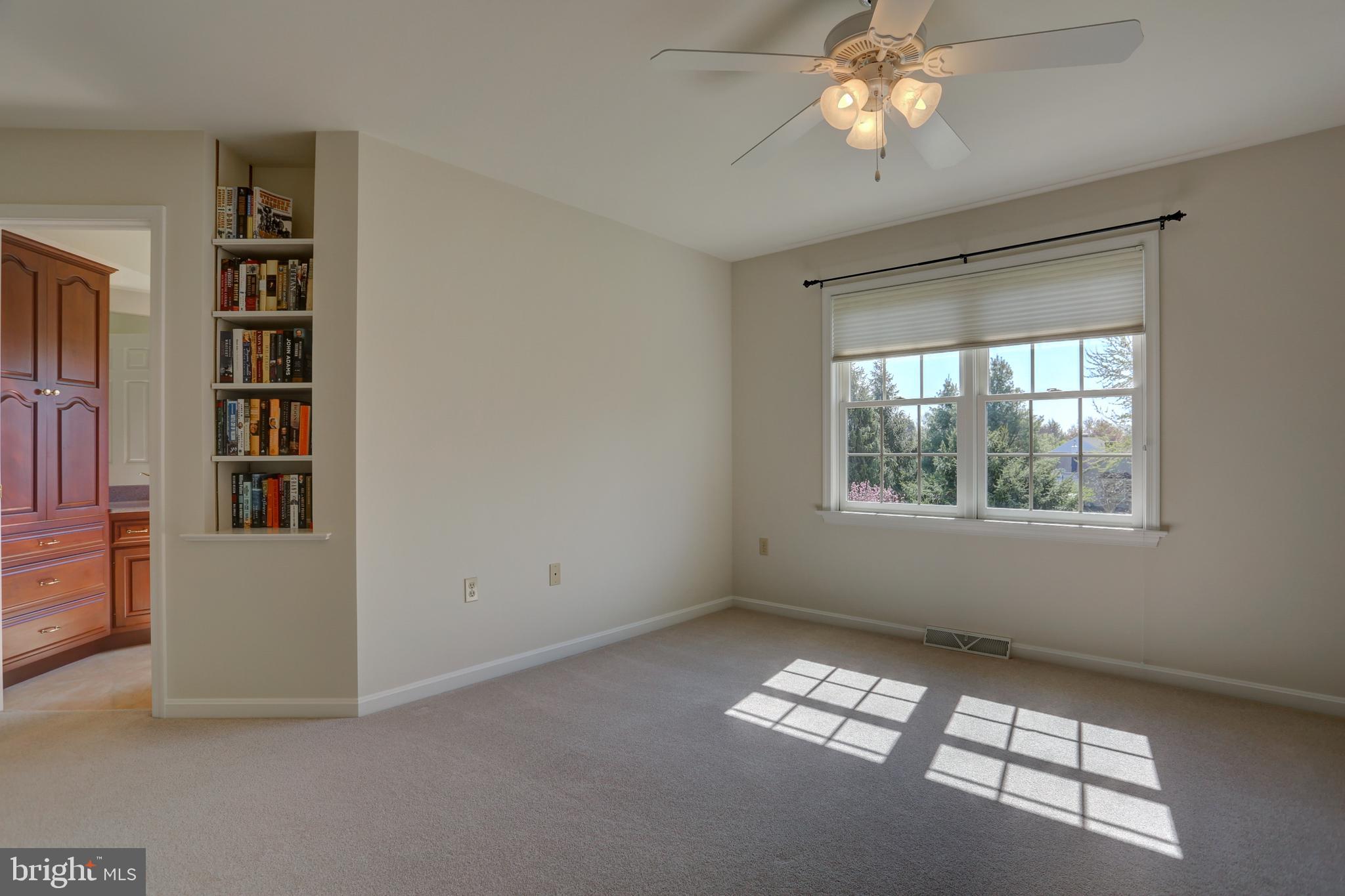 OLDE FIELD - Residential