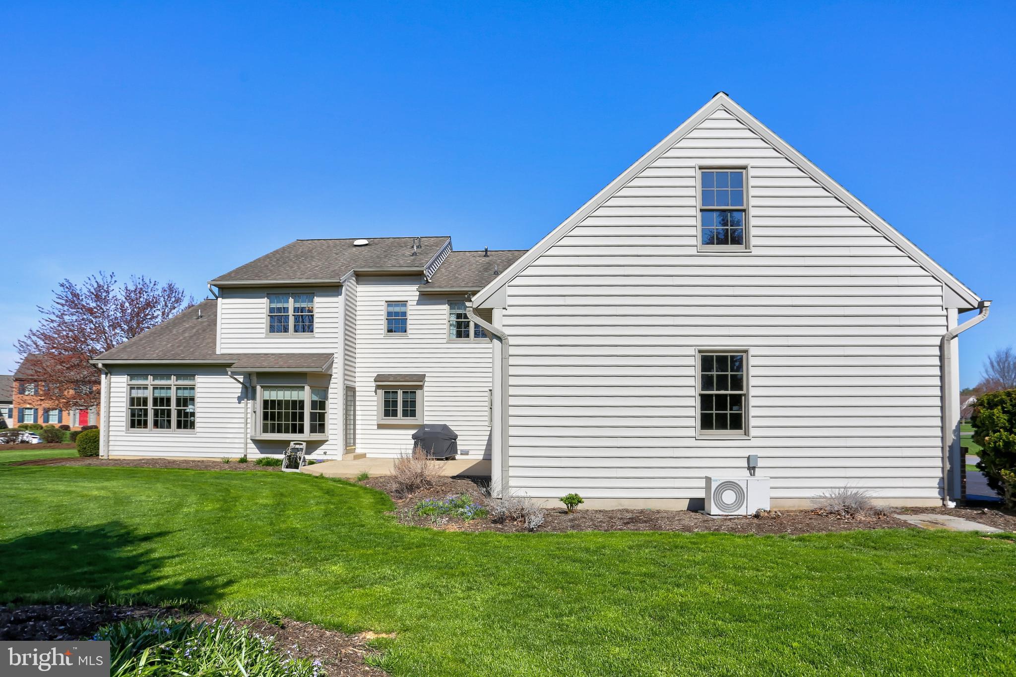 OLDE FIELD - Residential