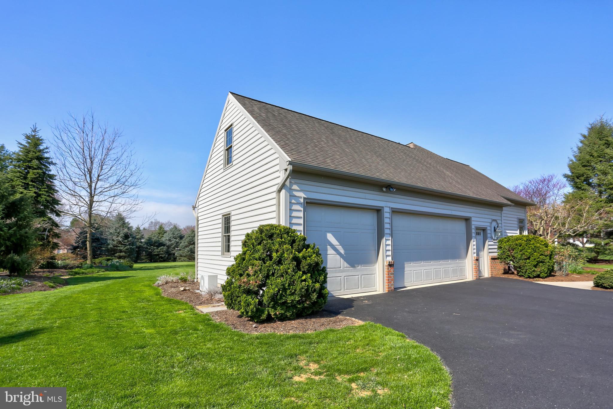 OLDE FIELD - Residential