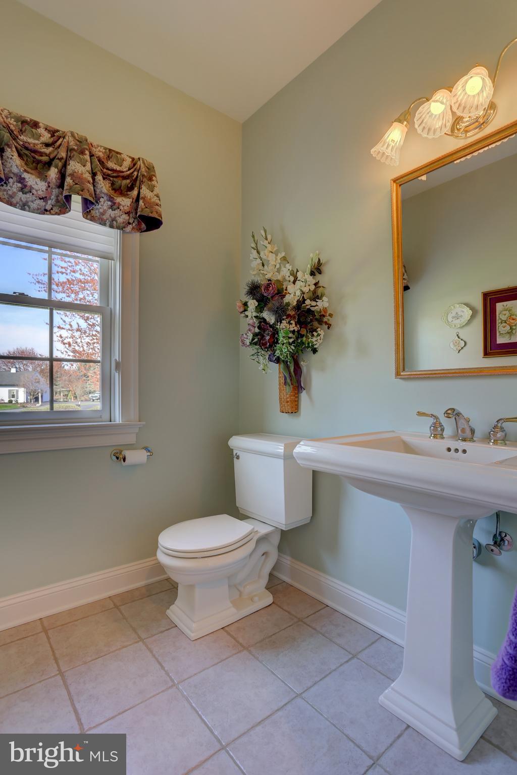 OLDE FIELD - Residential