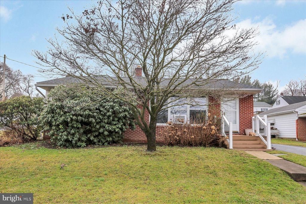 Photo of 414 E New Street, Mountville, PA 17554 (MLS # PALA2046442)