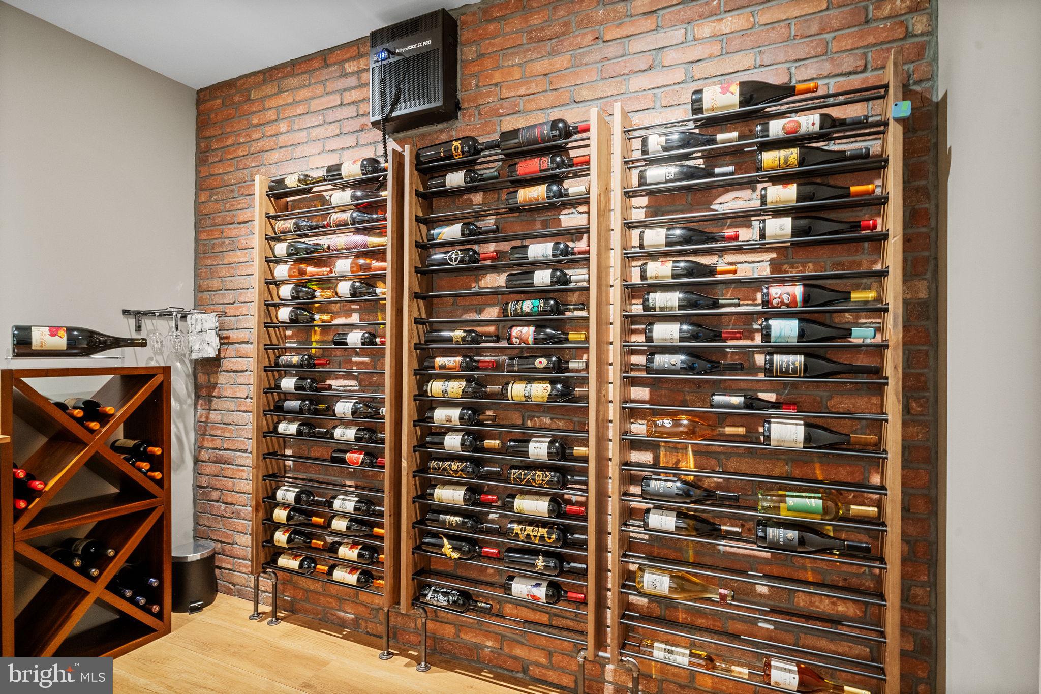 OAK HILL - Residential