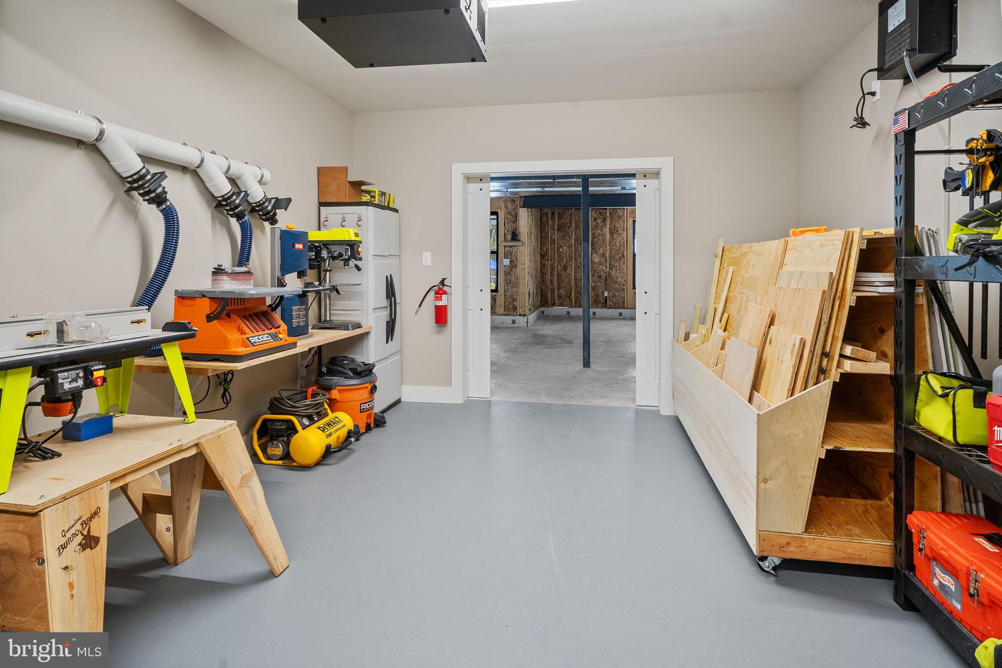 OAK HILL - Residential