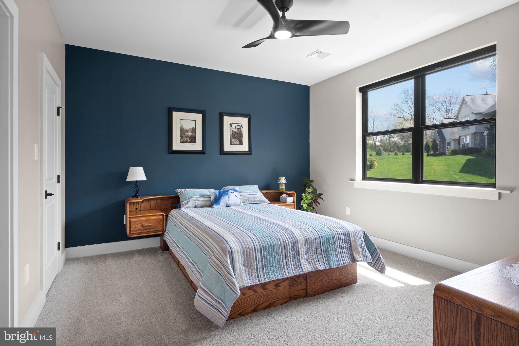 OAK HILL - Residential