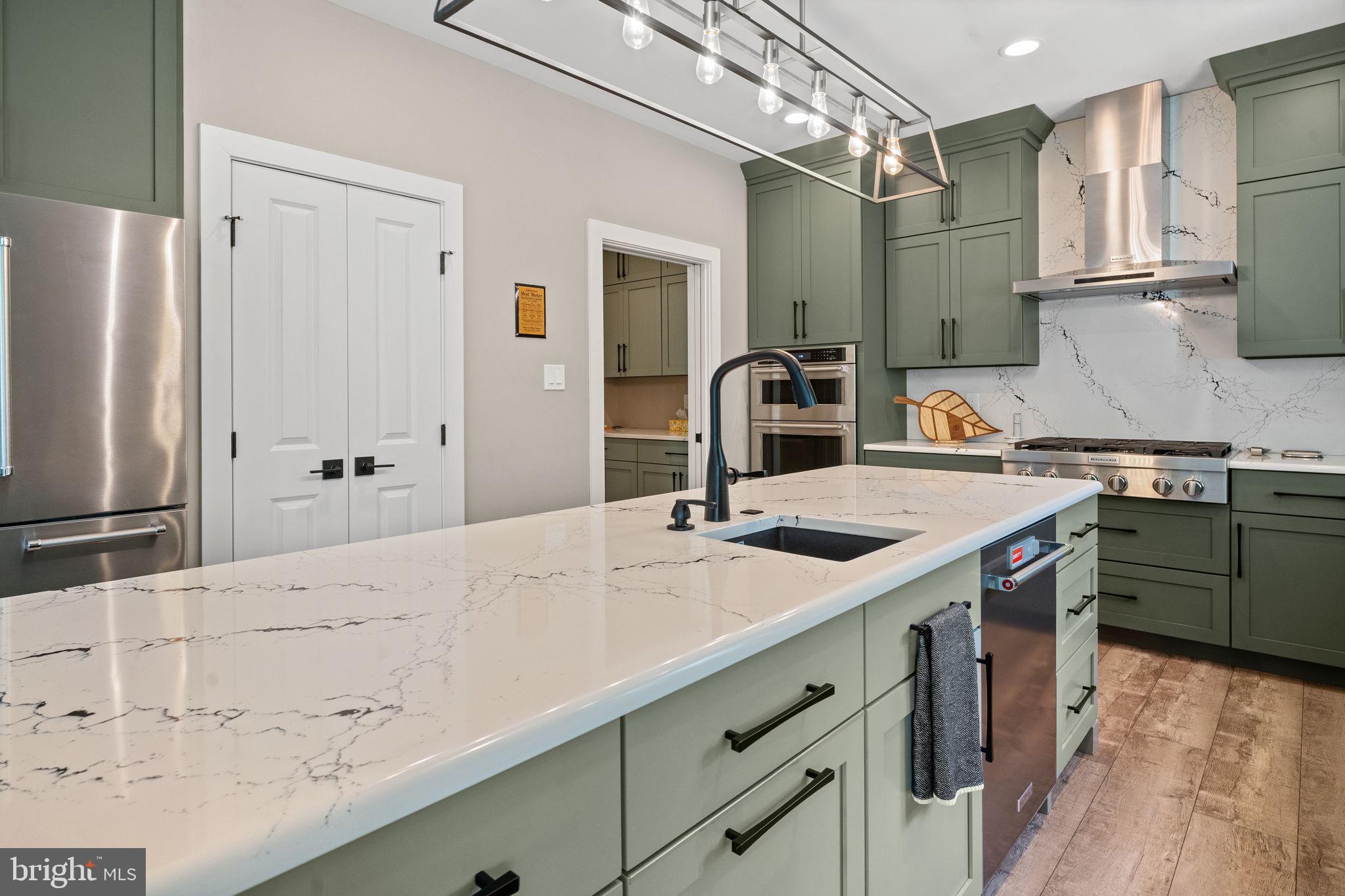 OAK HILL - Residential